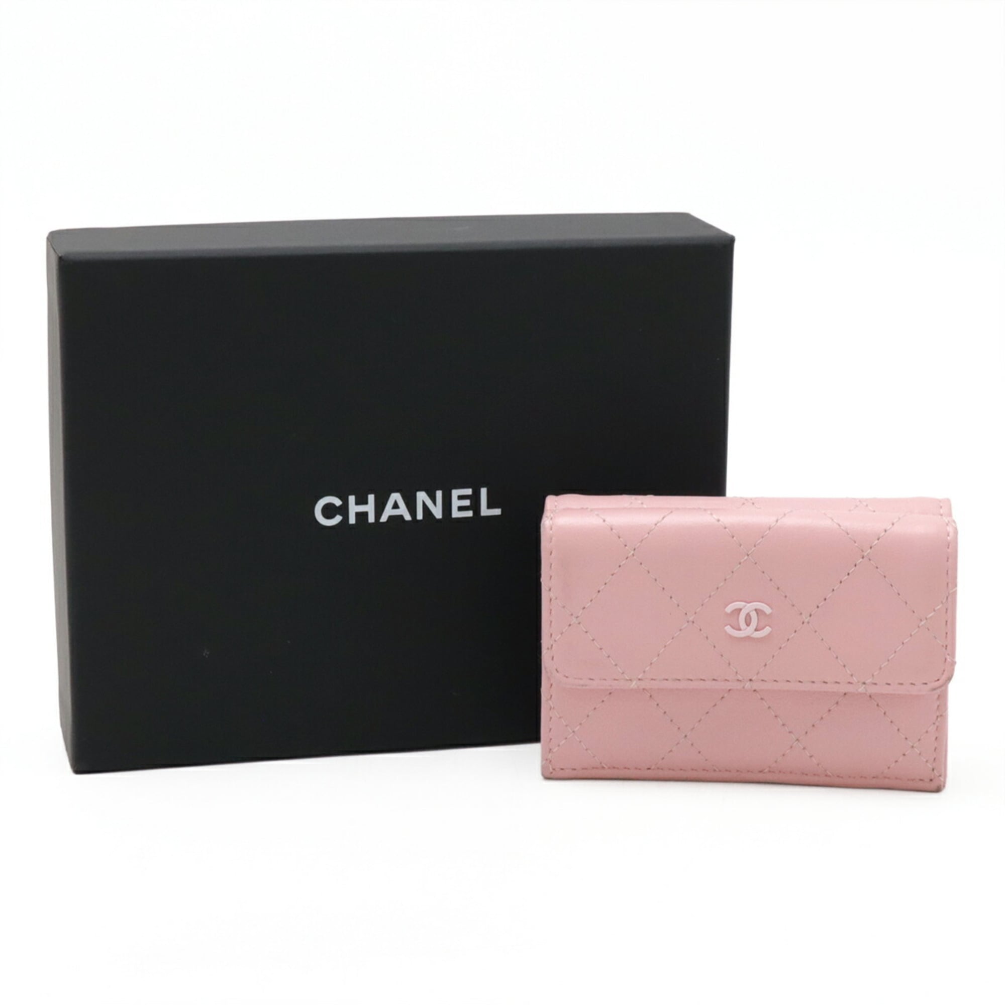 Chanel Pink Leather Wallet (Tri-Fold) (Pre-Owned)