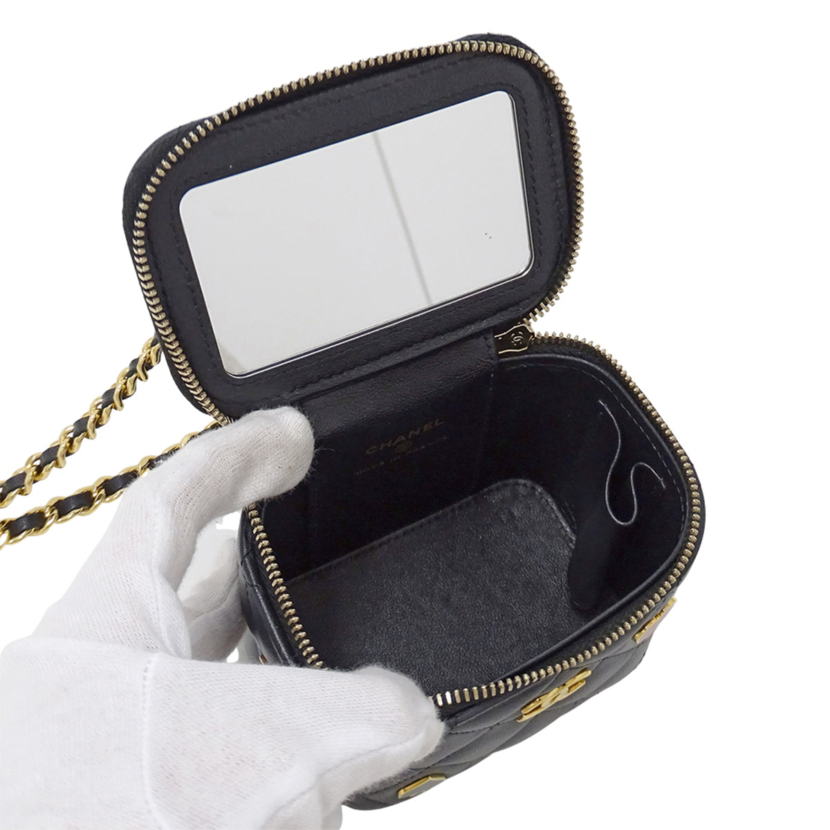 Chanel Black Leather Handbag Shoulder Bag (Pre-Owned)
