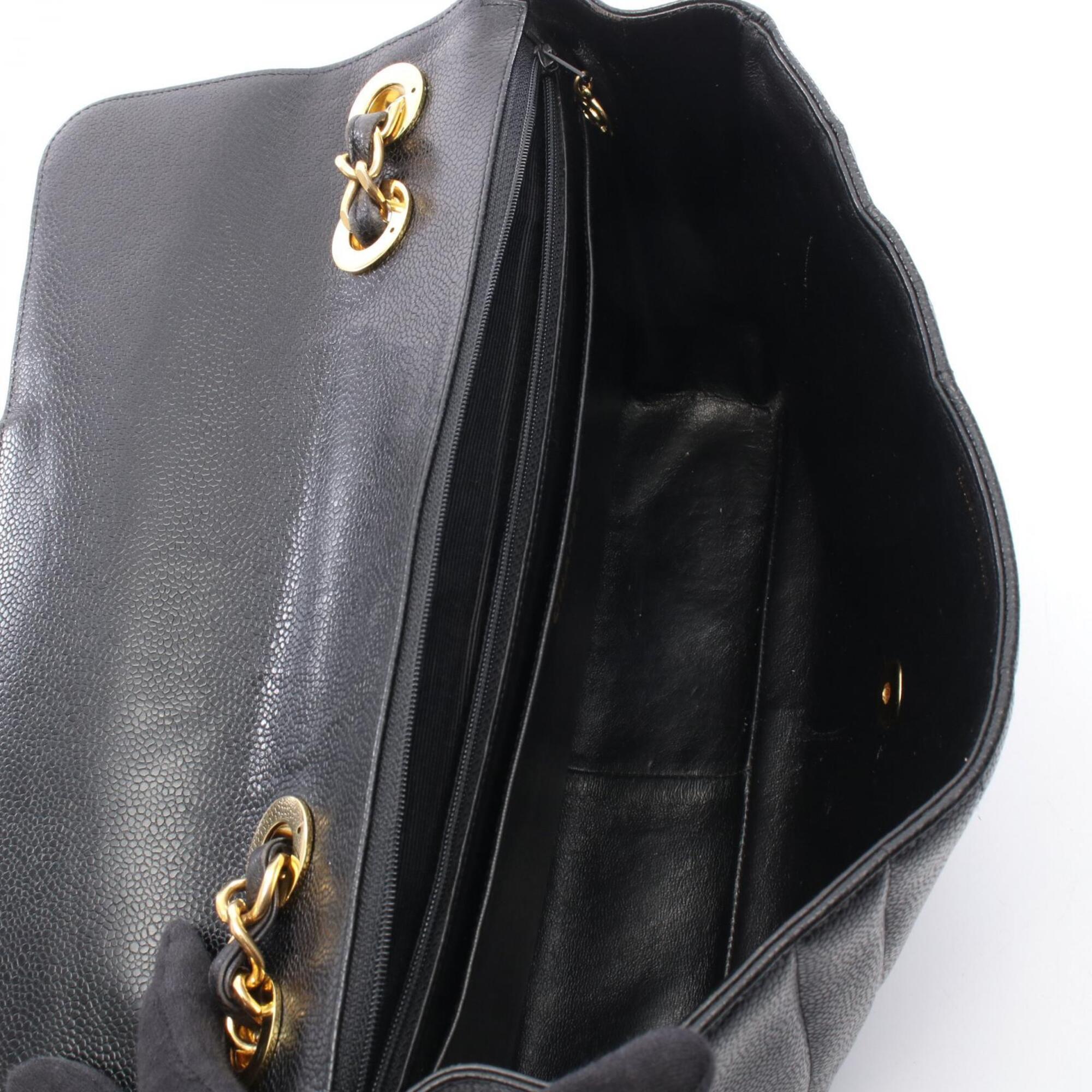 Chanel Black Grained Calfskin Handbag Shoulder Bag (Pre-Owned)