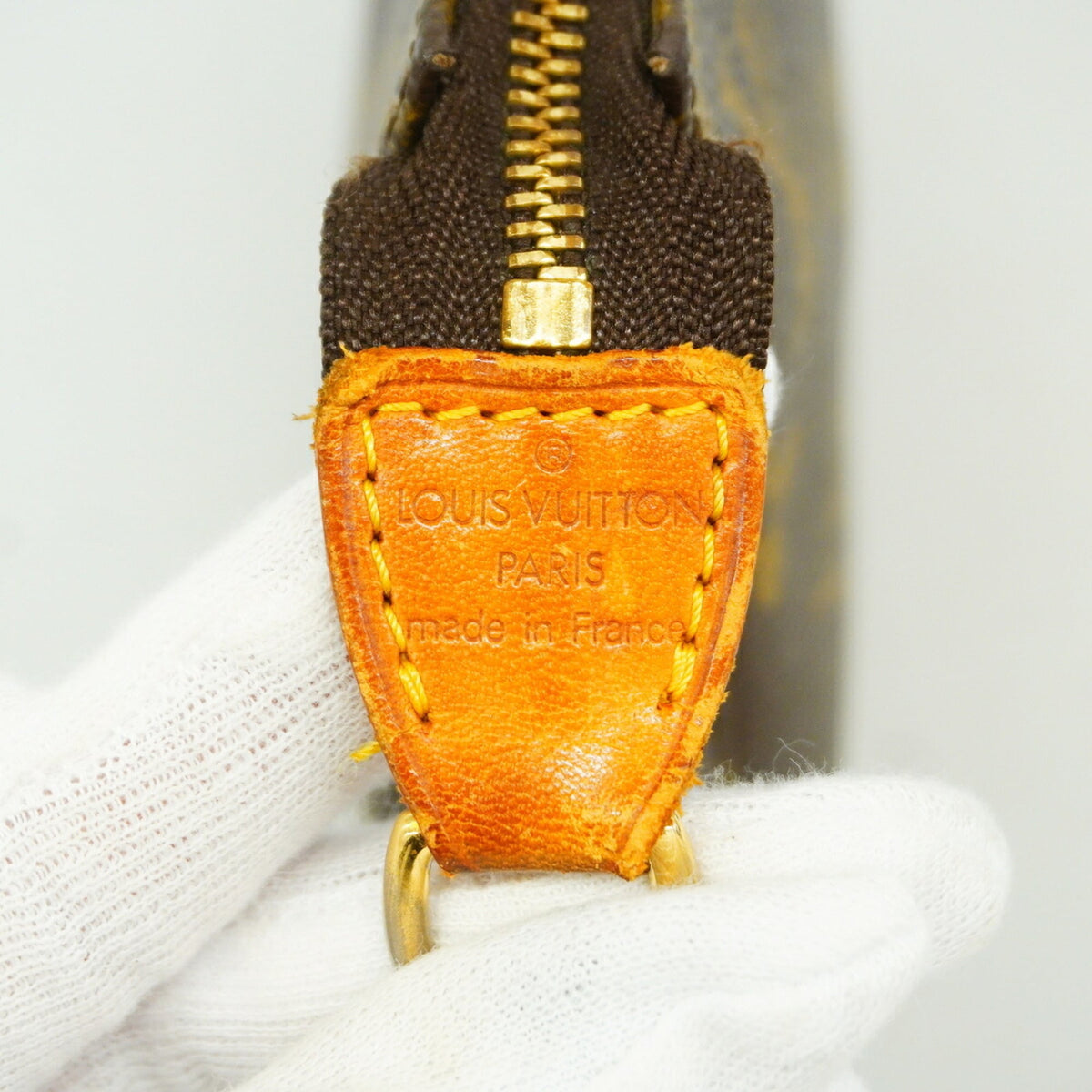 Louis Vuitton Brown Pouch (Pre-Owned)