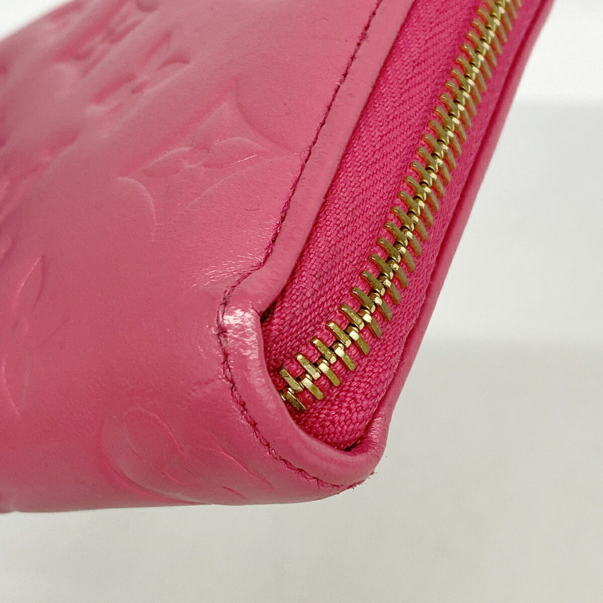 Louis Vuitton Pink Long Wallet (Bi-Fold) (Pre-Owned)