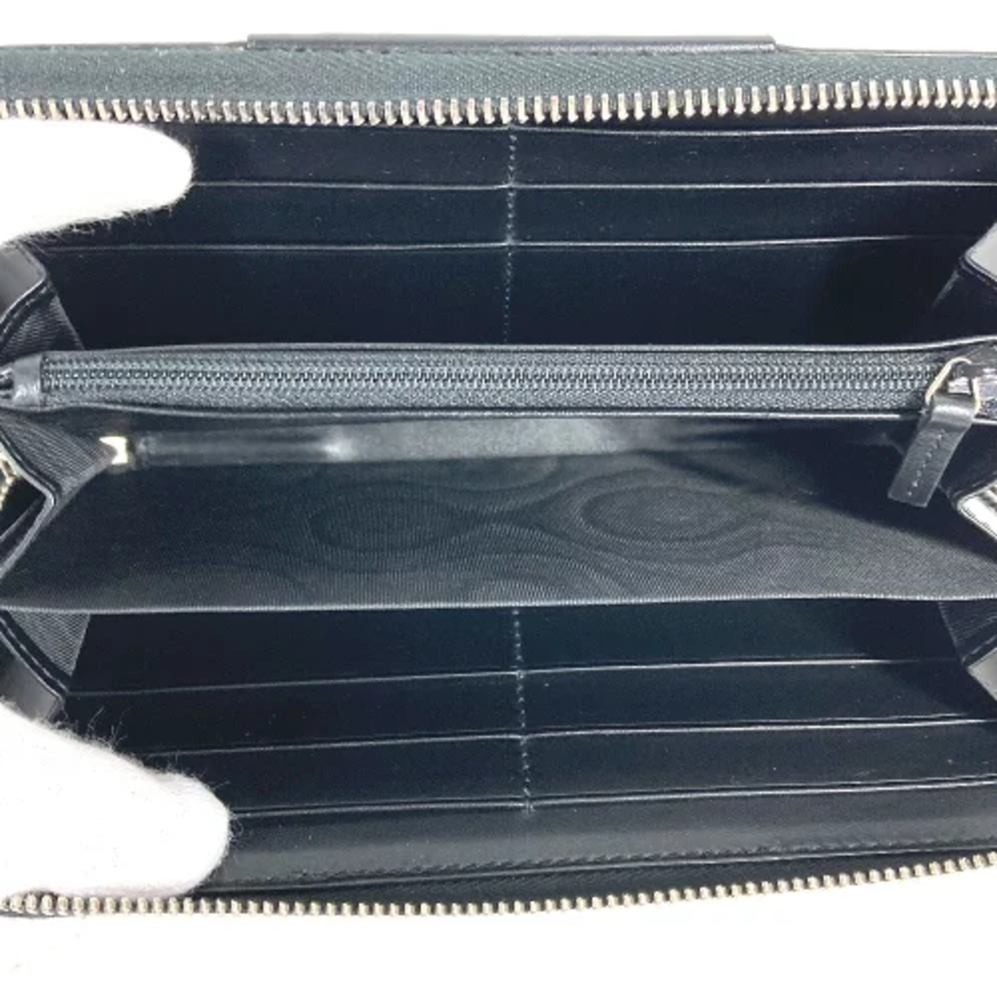Gucci Beige Other Long Wallet (Bi-Fold) (Pre-Owned)