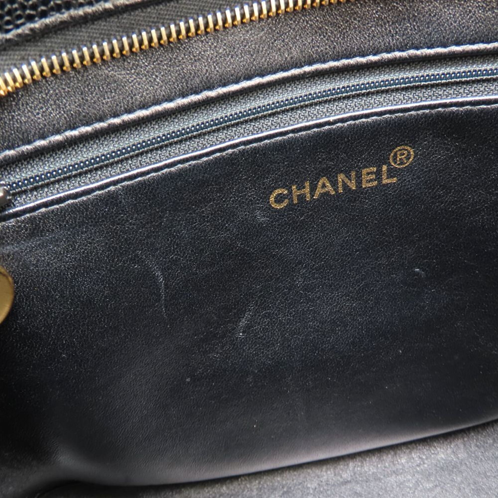 Chanel Black Grained Calfskin Tote Bag (Pre-Owned)