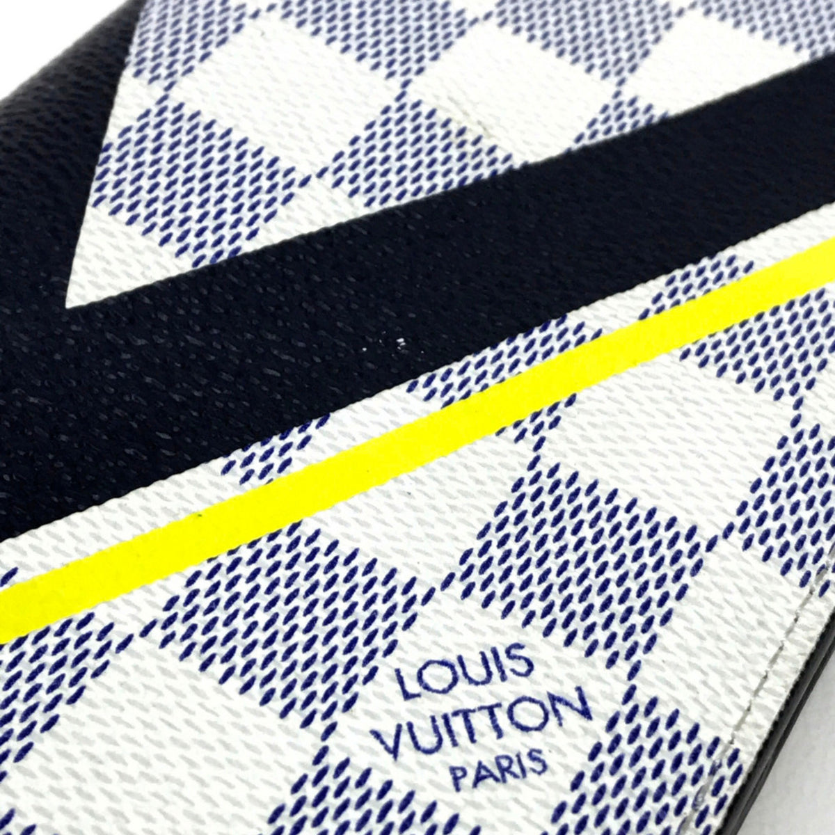 Louis Vuitton White Other Long Wallet (Bi-Fold) (Pre-Owned)