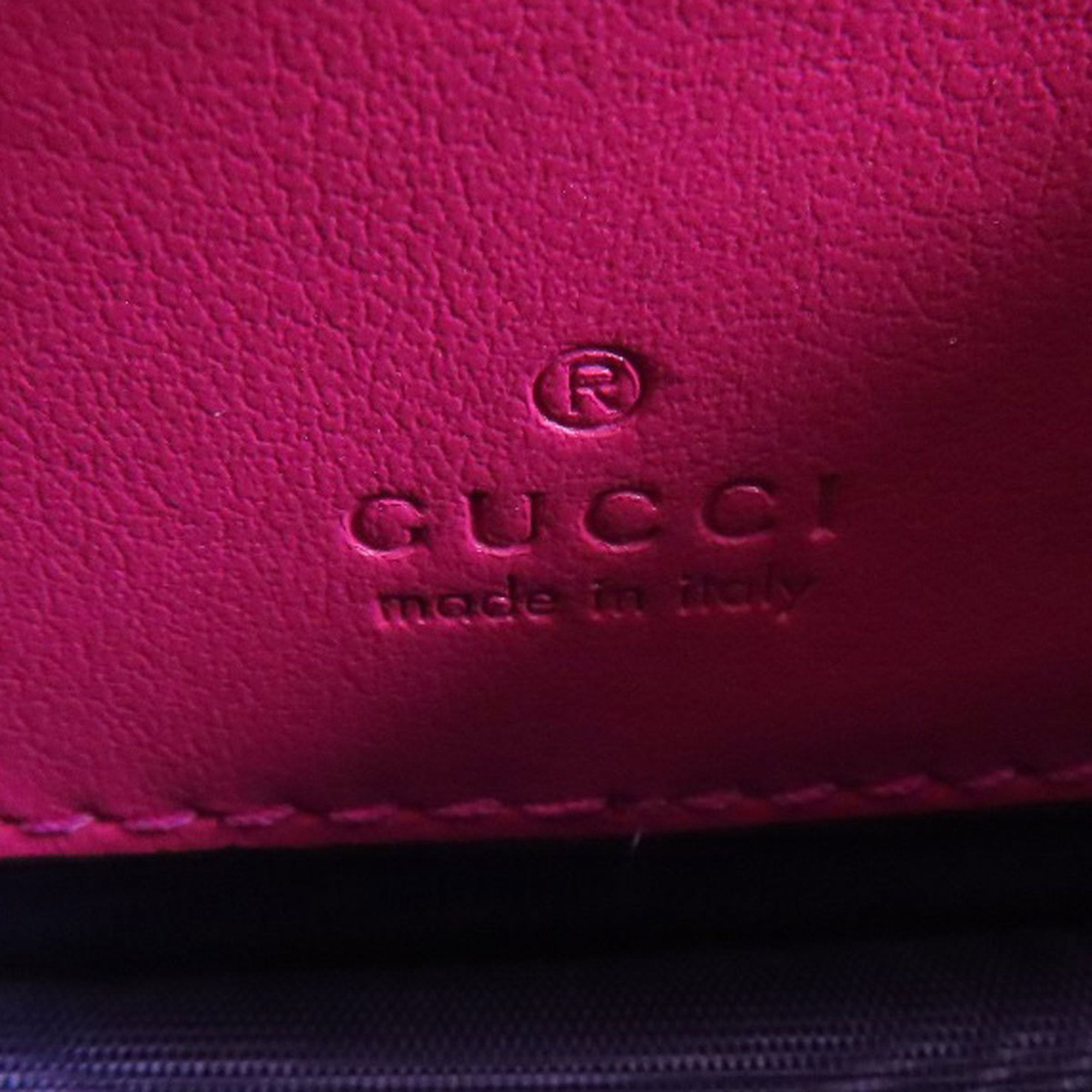 Gucci Pink Nylon Shoulder Bag (Pre-Owned)
