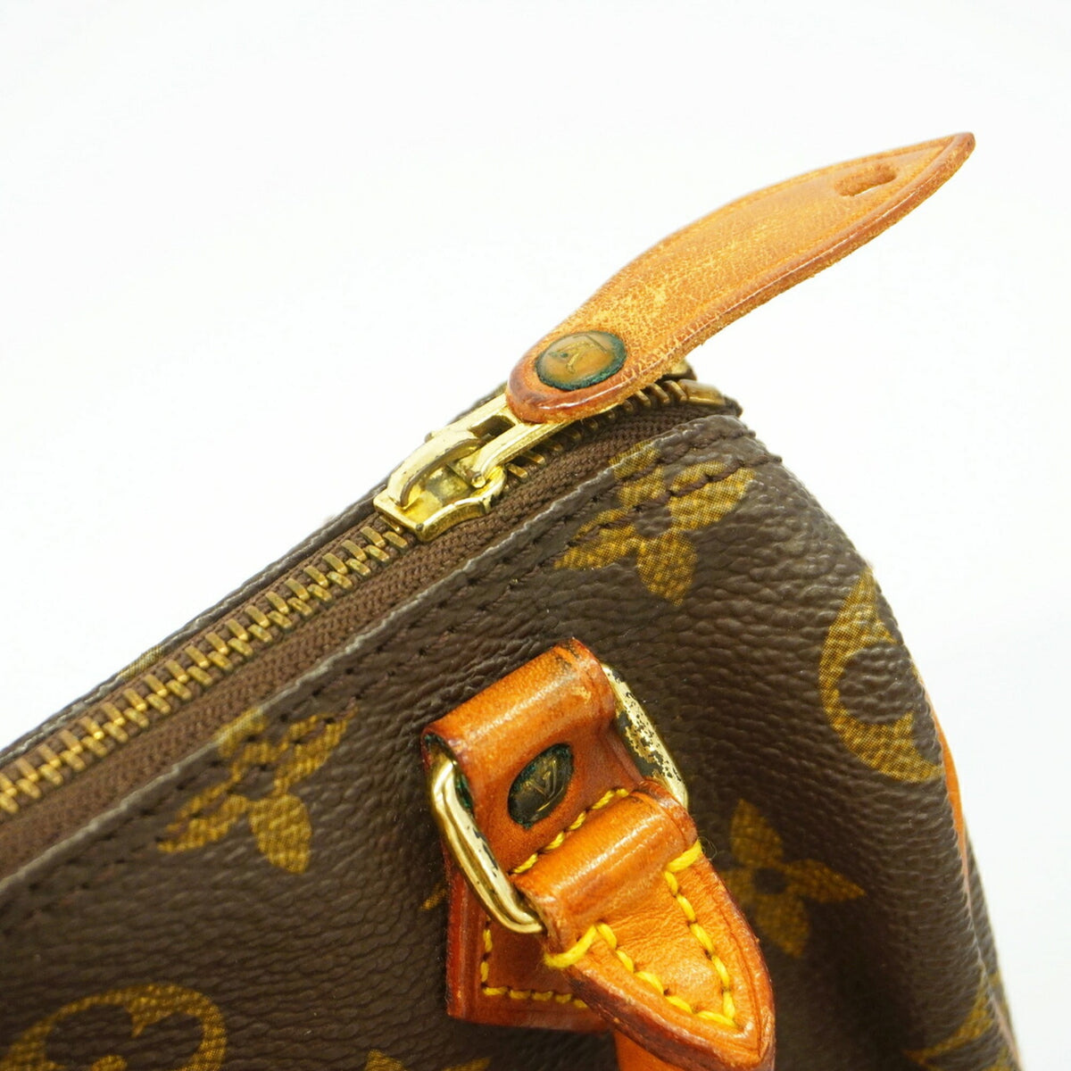 Louis Vuitton Brown Handbag (Pre-Owned)