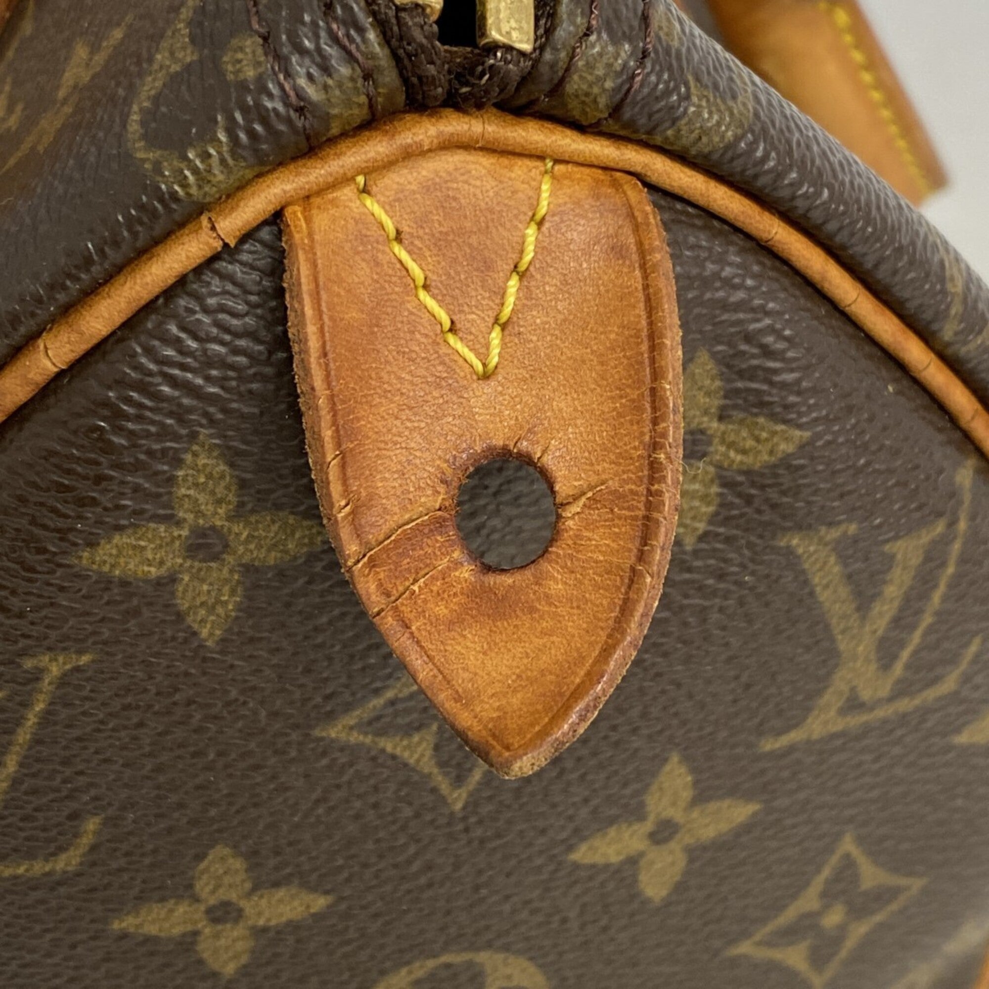 Louis Vuitton Brown Handbag (Pre-Owned)