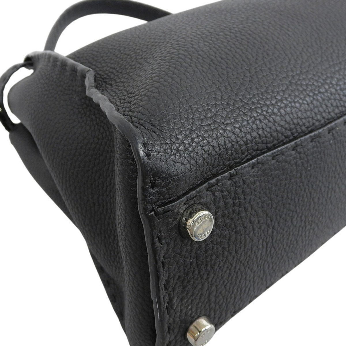 Fendi Black Leather Handbag (Pre-Owned)