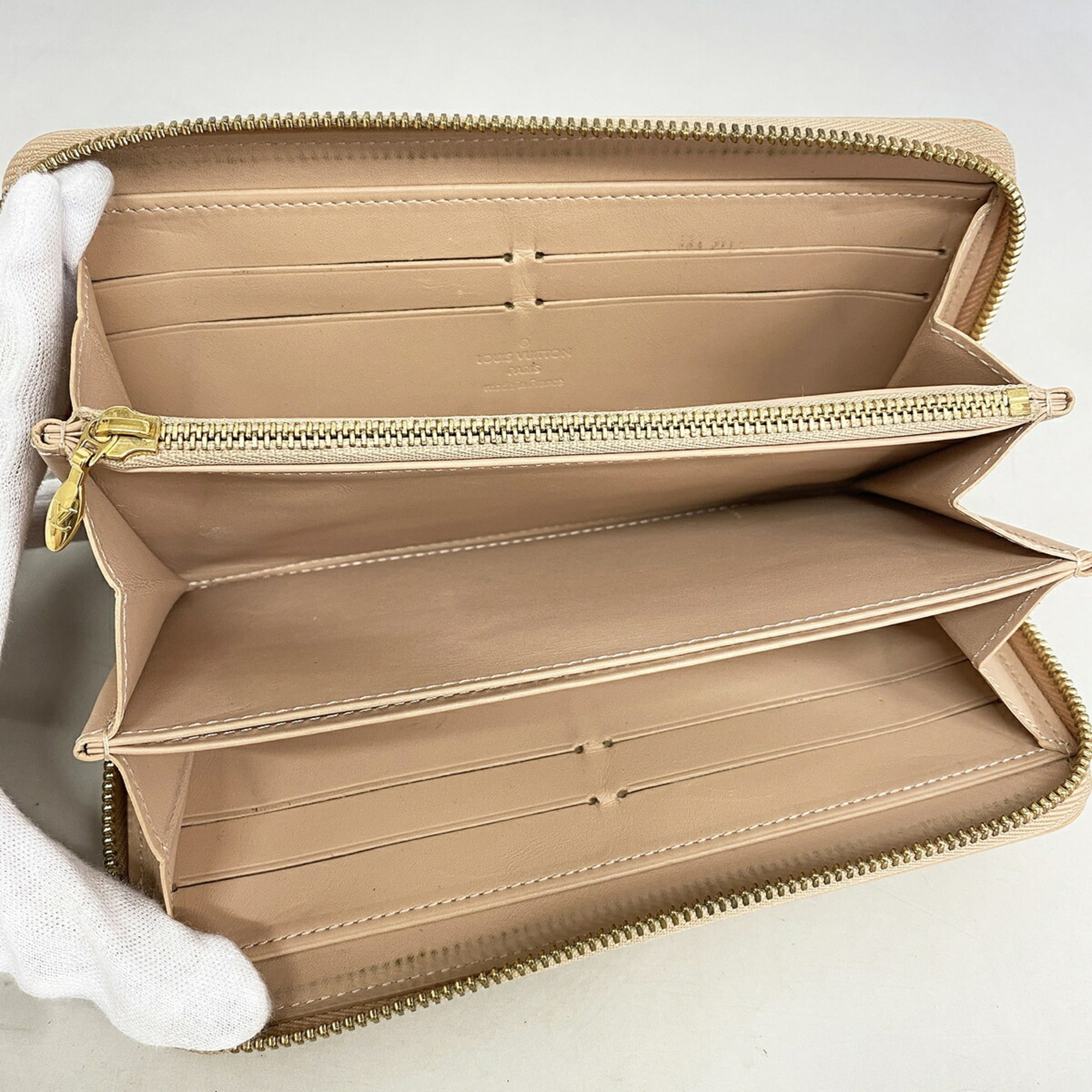Louis Vuitton Rose Florentin Long Wallet (Bi-Fold) (Pre-Owned)