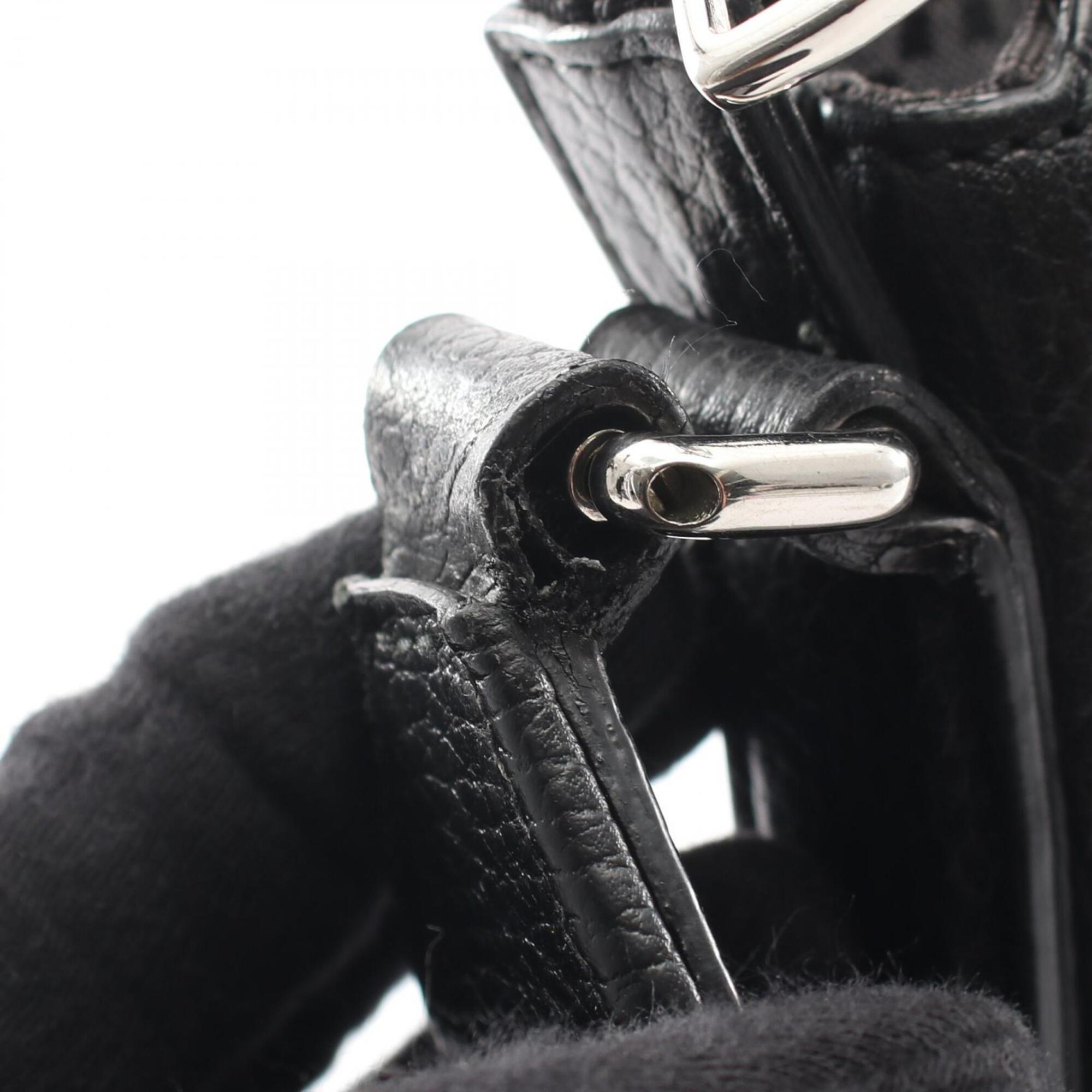 Gucci Black Leather Shoulder Bag (Pre-Owned)