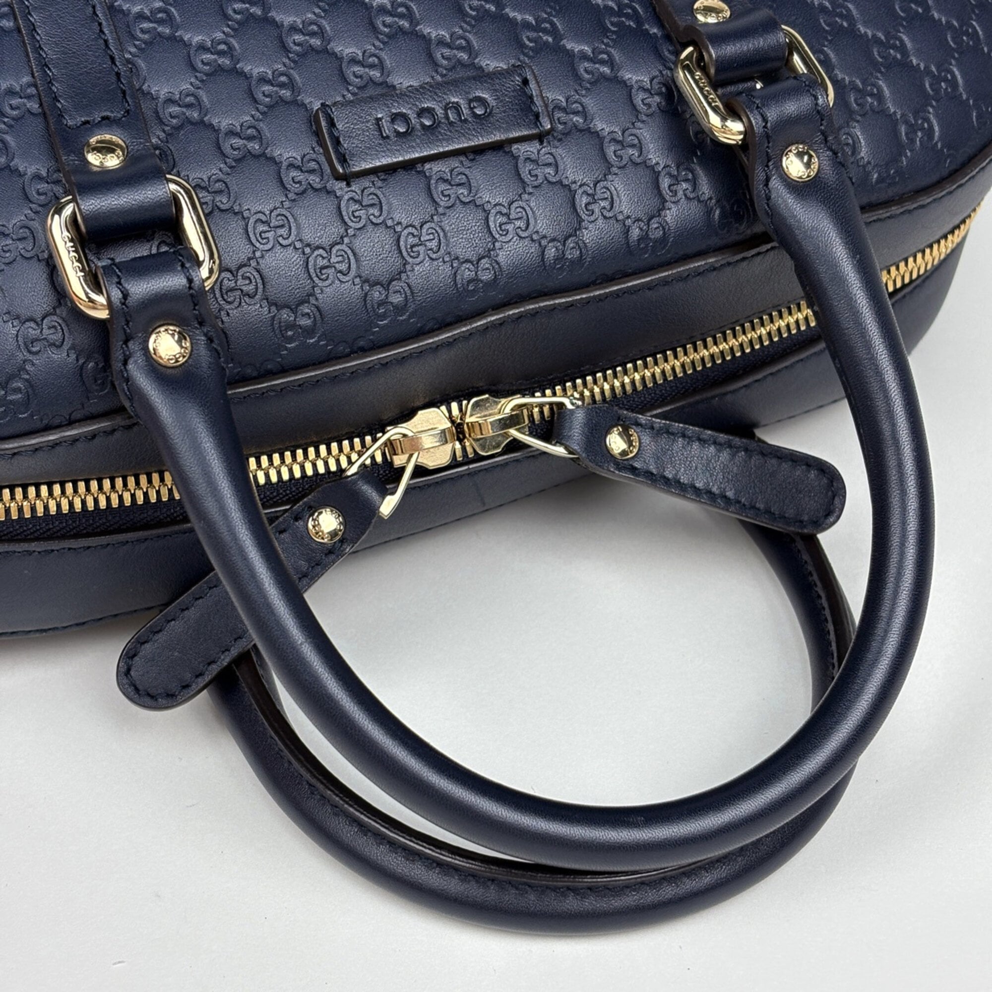 Gucci Navy Leather Handbag (Pre-Owned)