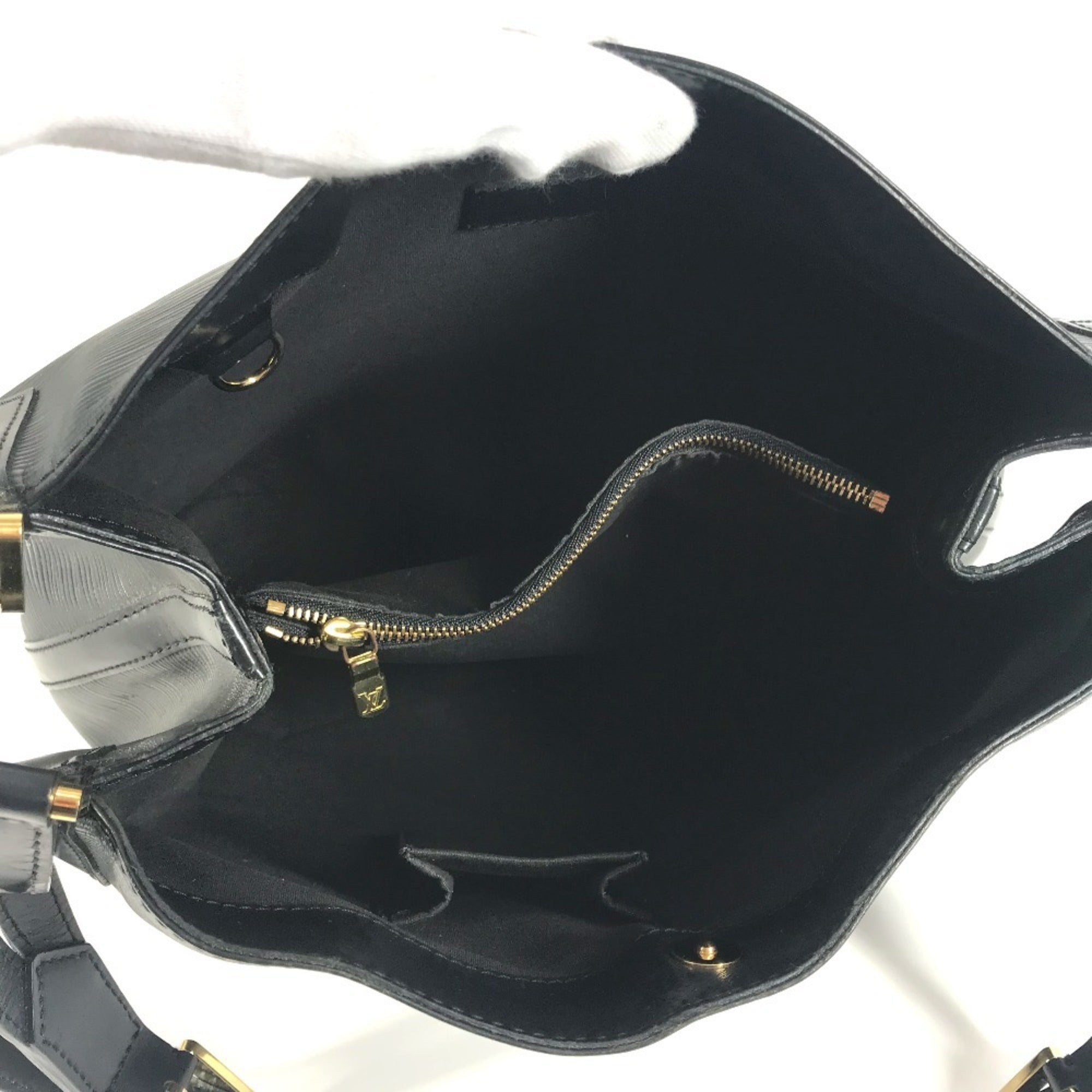 Louis Vuitton Epi Black Noir Epi Leather Shoulder Bag (Pre-Owned)
