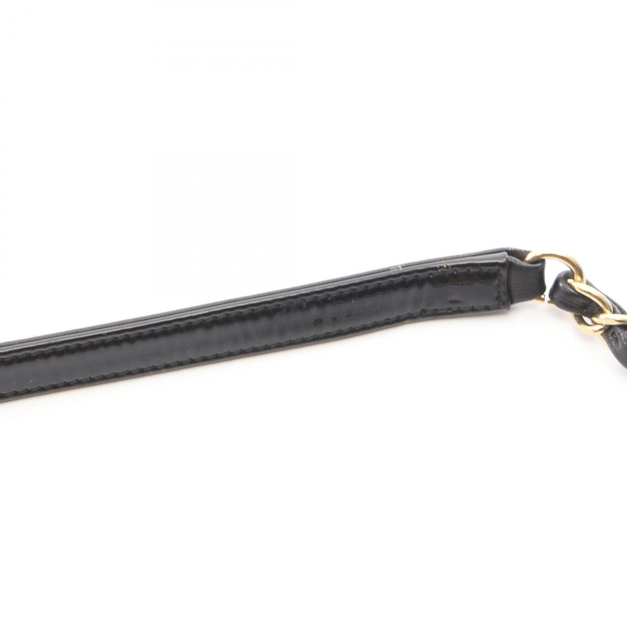 Chanel Black Patent Leather Handbag Shoulder Bag (Pre-Owned)
