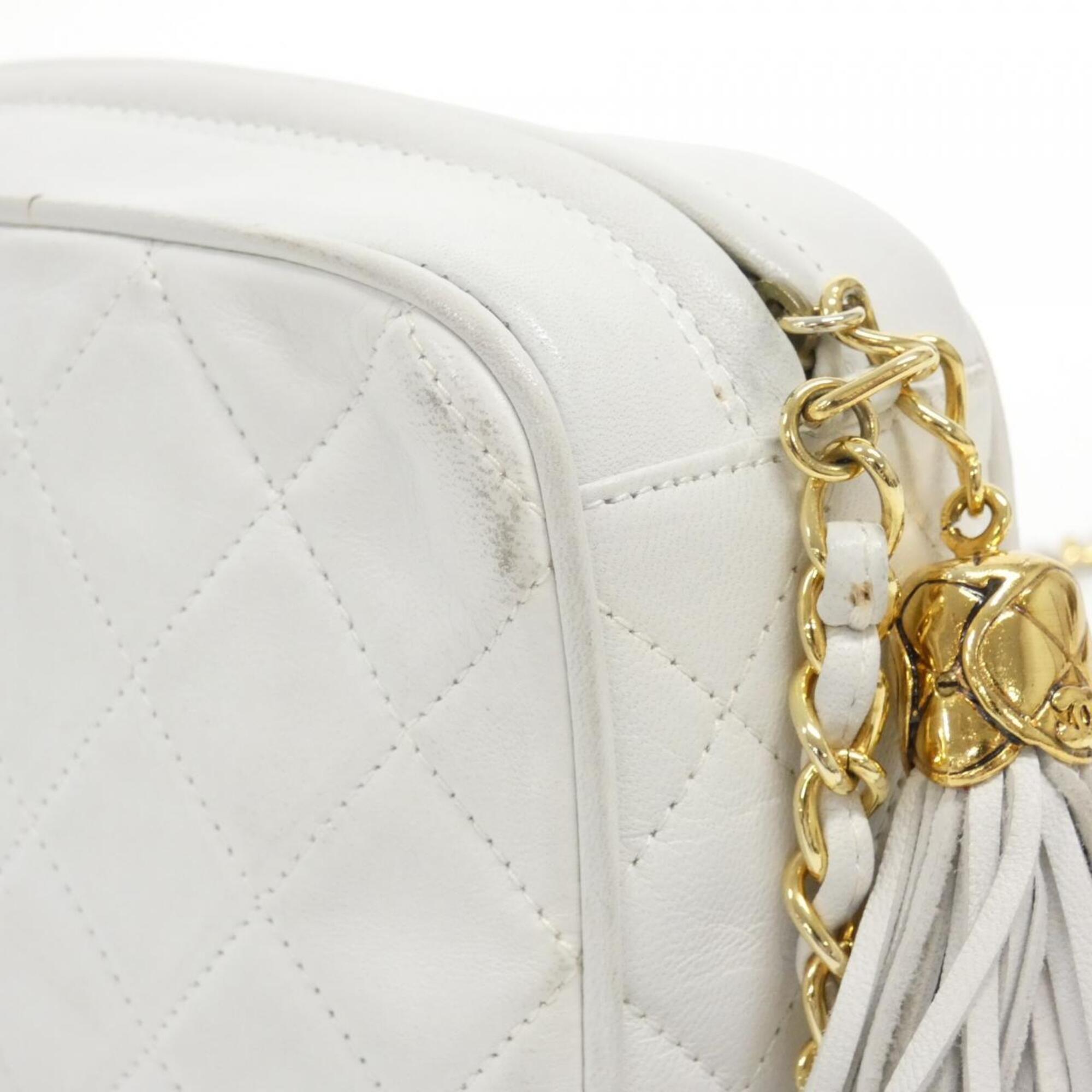 Chanel White Leather Shoulder Bag (Pre-Owned)