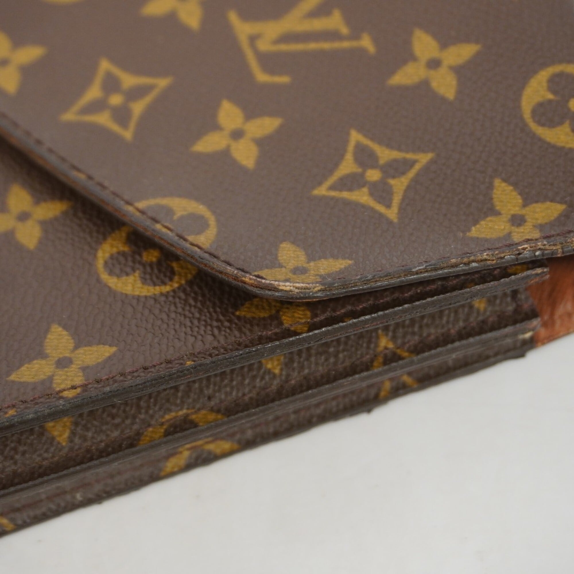 Louis Vuitton Brown Briefcase (Pre-Owned)