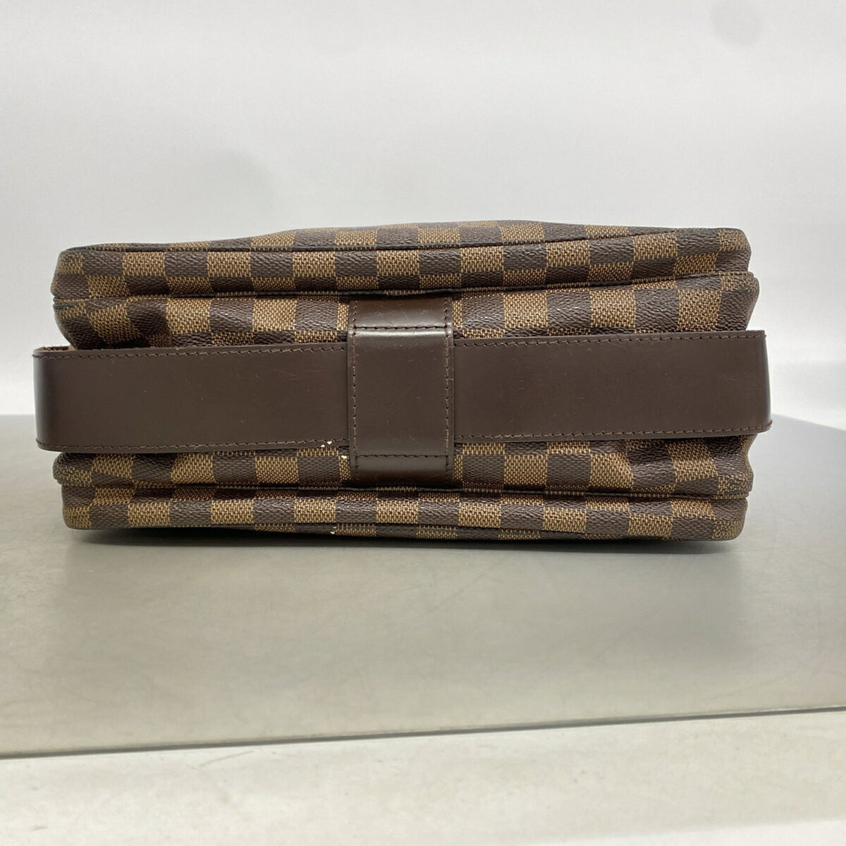 Louis Vuitton Ebene Shoulder Bag (Pre-Owned)