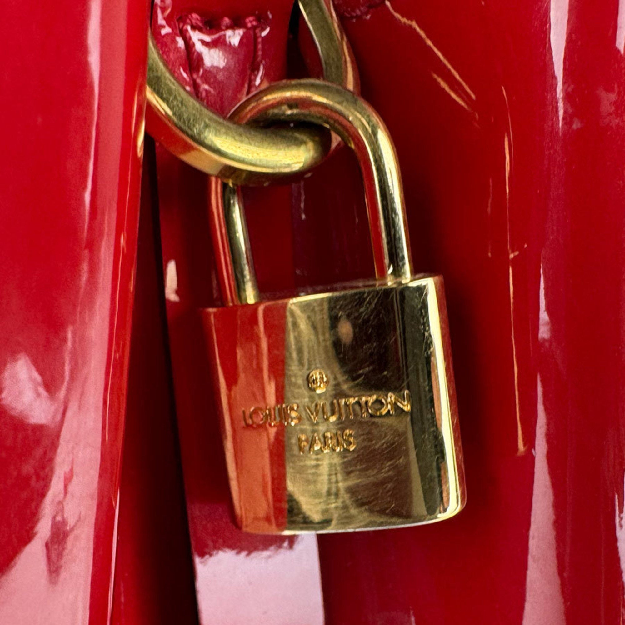 Louis Vuitton Cerise Monogram Vernis Handbag Shoulder Bag (Pre-Owned)