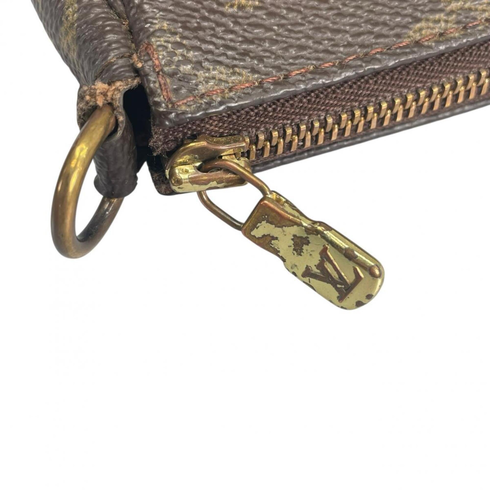 Louis Vuitton Brown Galle Monogram Or Monogram Handbag Pochette (Pre-Owned)