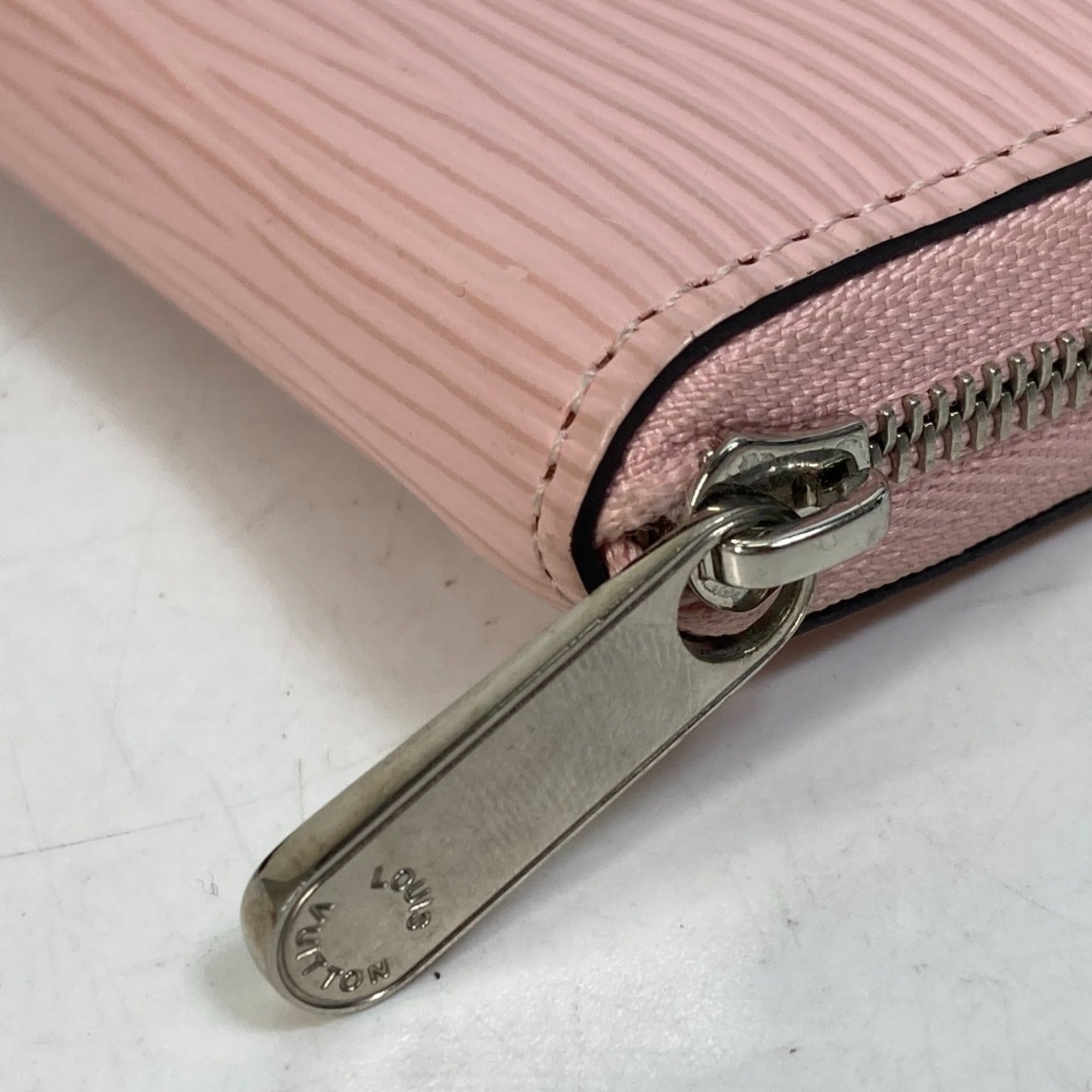 Louis Vuitton Epi Pink Epi Leather Coin Purse/Coin Case (Pre-Owned)