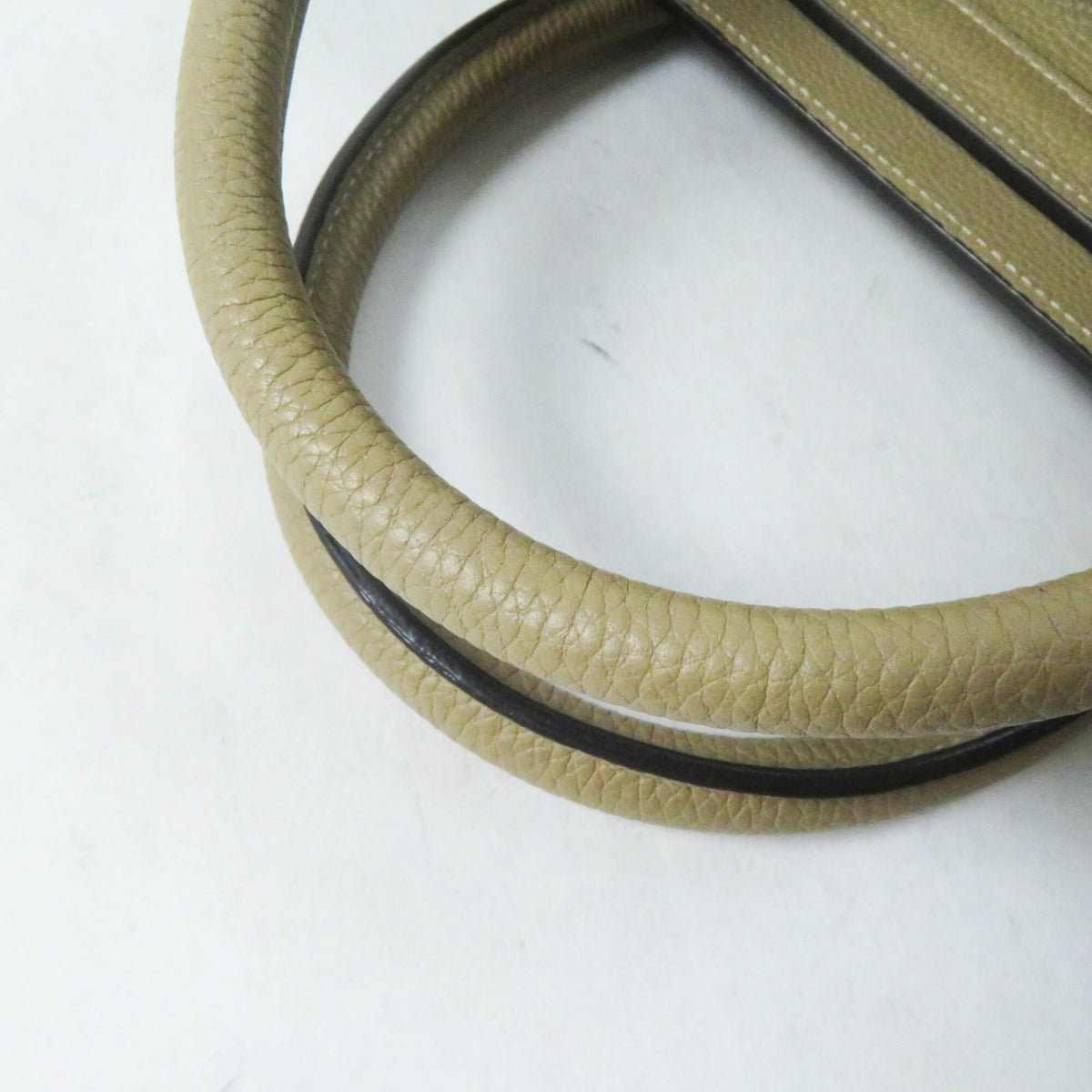 Celine Beige Leather Handbag (Pre-Owned)
