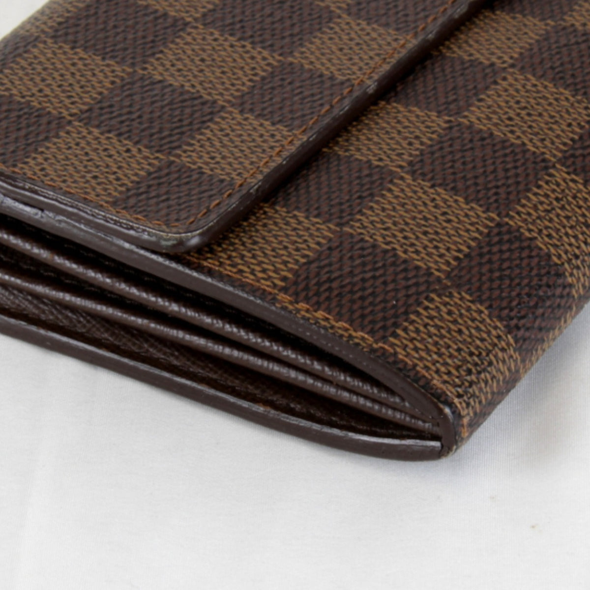 Louis Vuitton Brown Damier Canvas Long Wallet (Bi-Fold) (Pre-Owned)