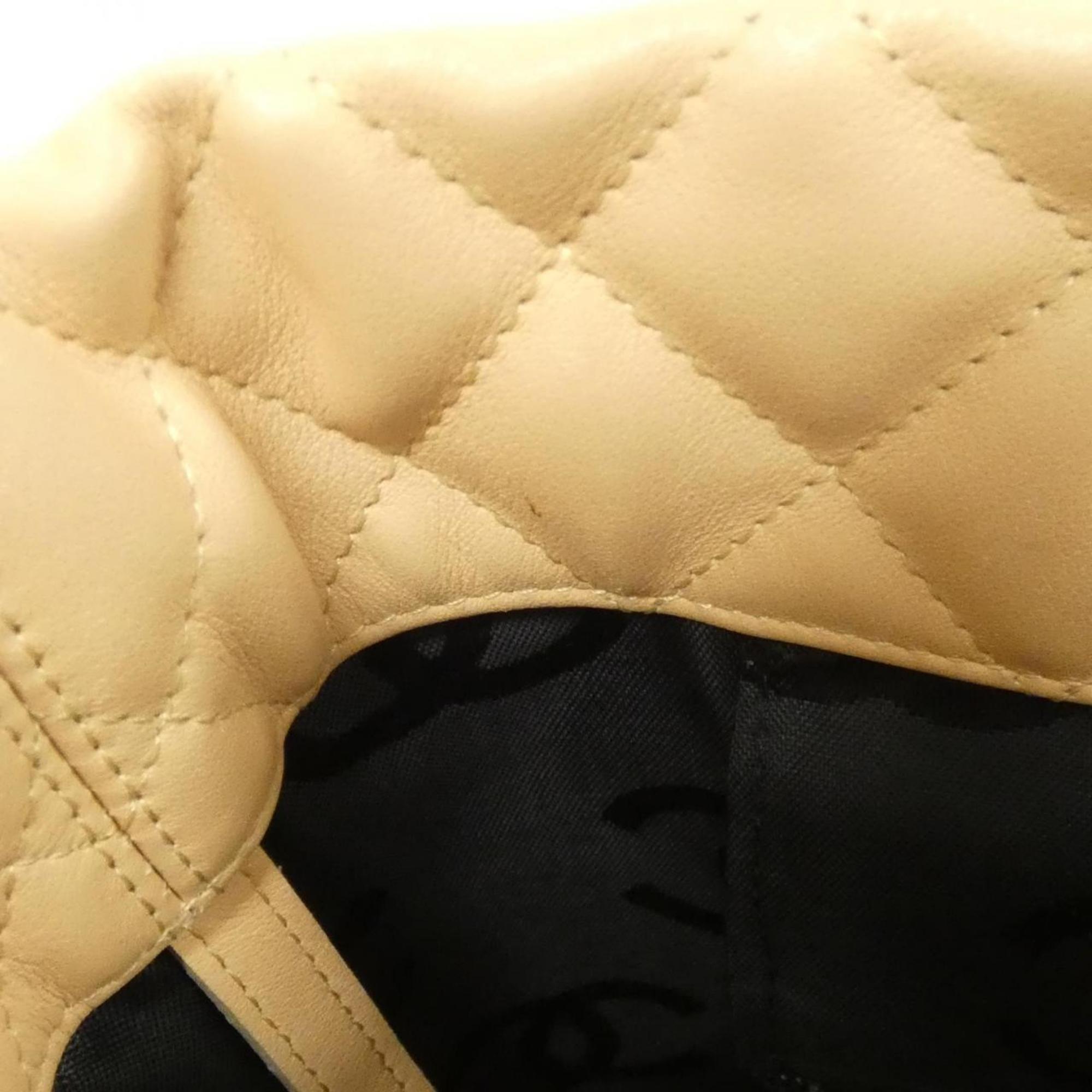 Chanel Beige Black Leather Handbag (Pre-Owned)