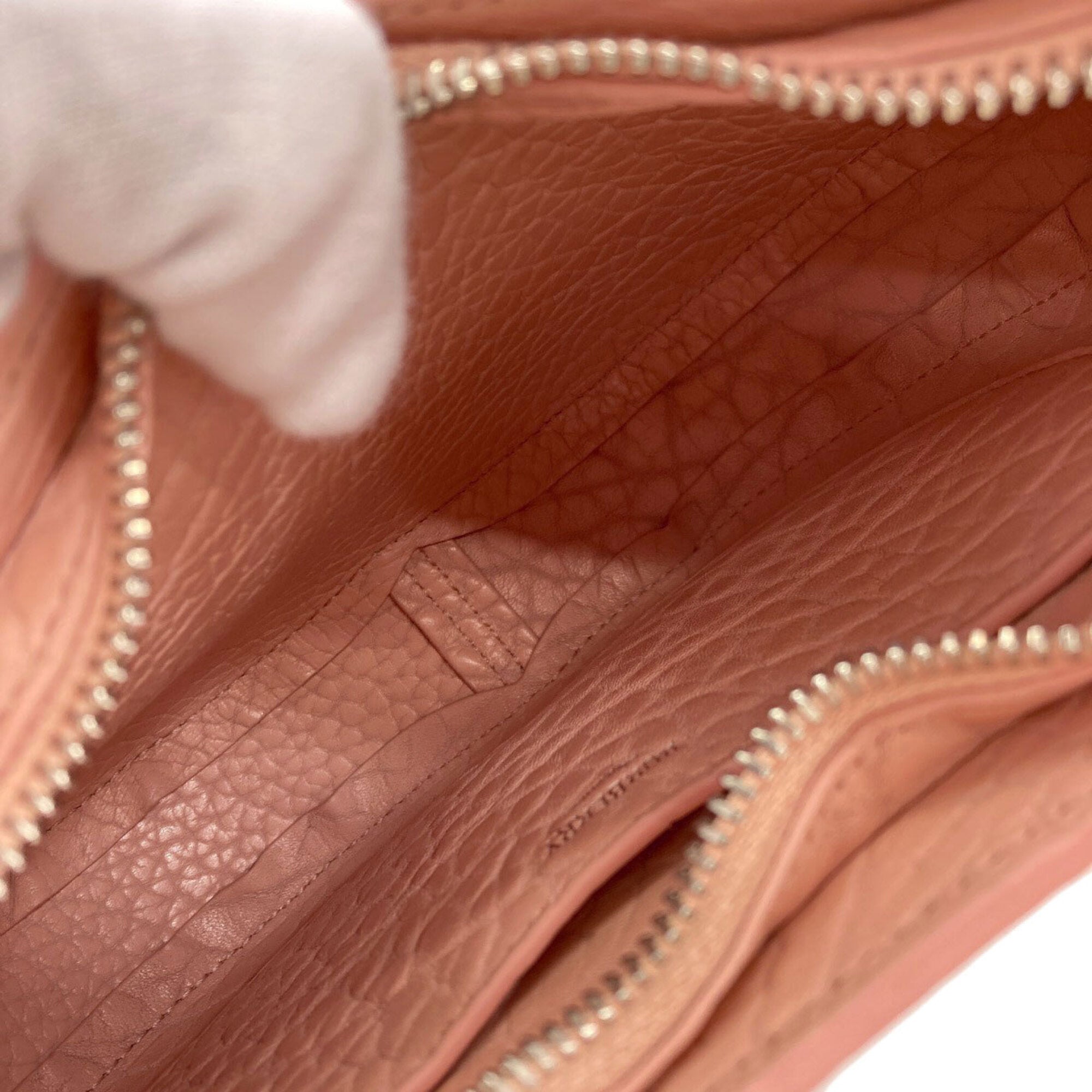 Burberry Pink Leather Shoulder Bag (Pre-Owned)