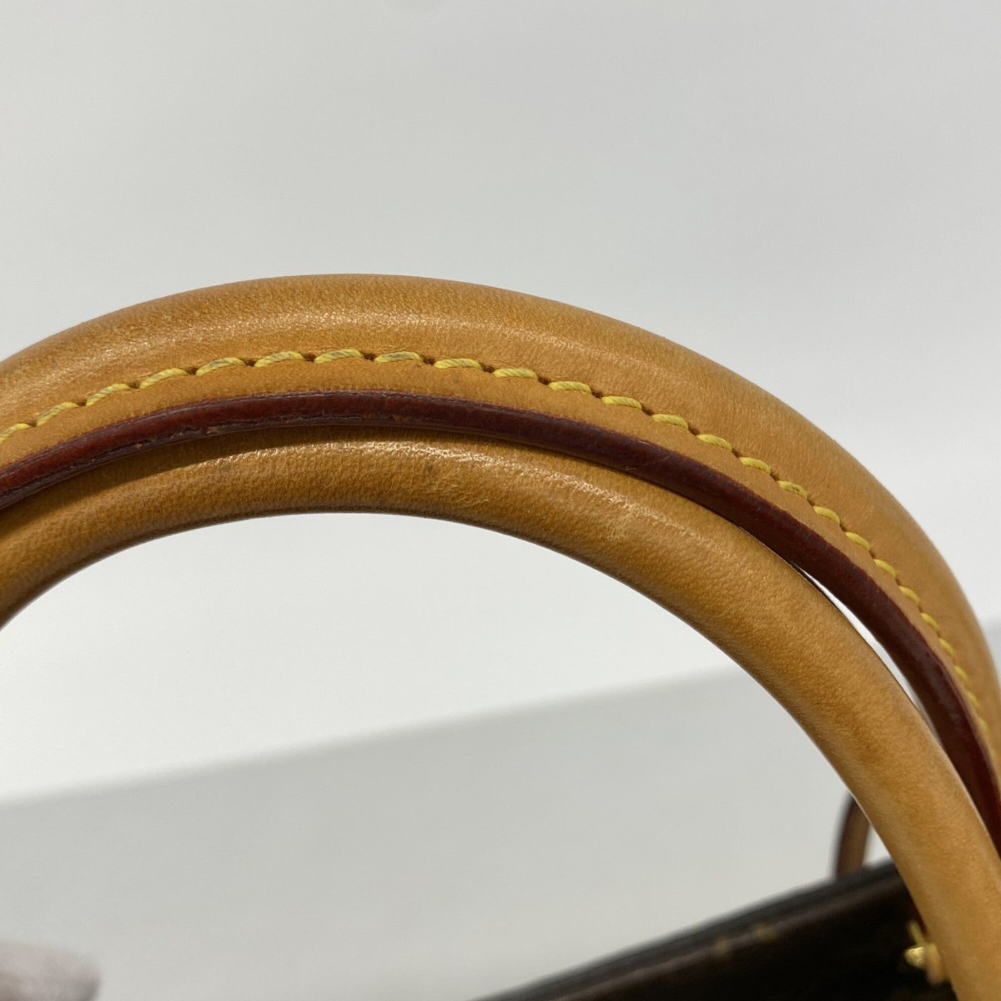 Louis Vuitton Brown Handbag (Pre-Owned)