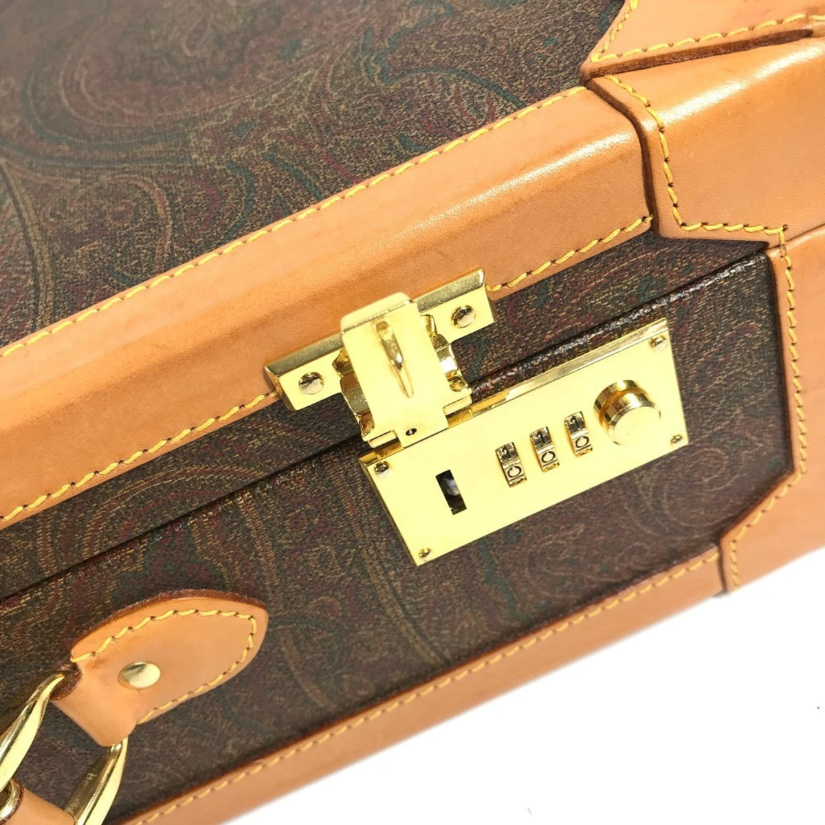 Etro Brown Leather Handbag (Pre-Owned)