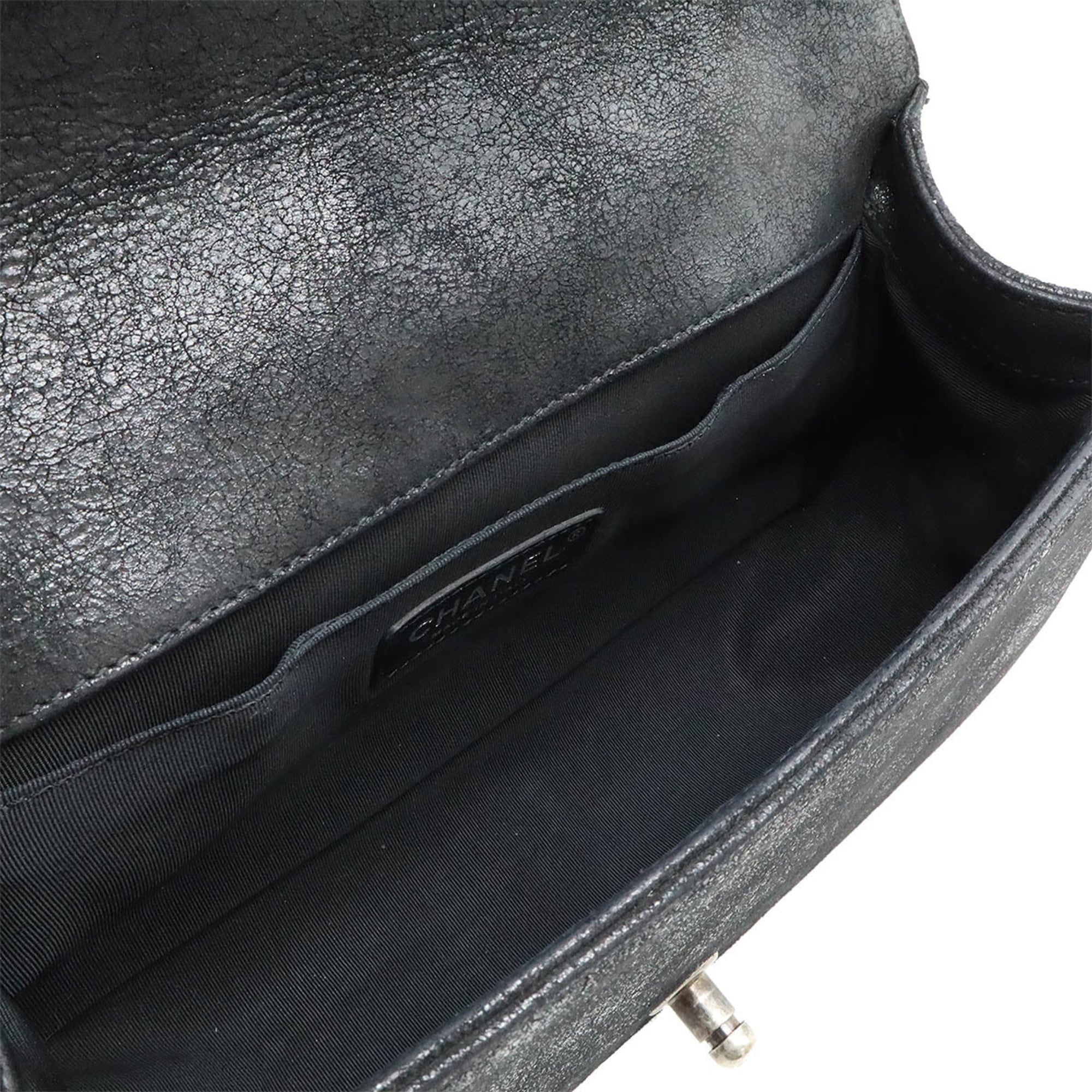 Chanel Black Suede Leather Shoulder Bag (Pre-Owned)