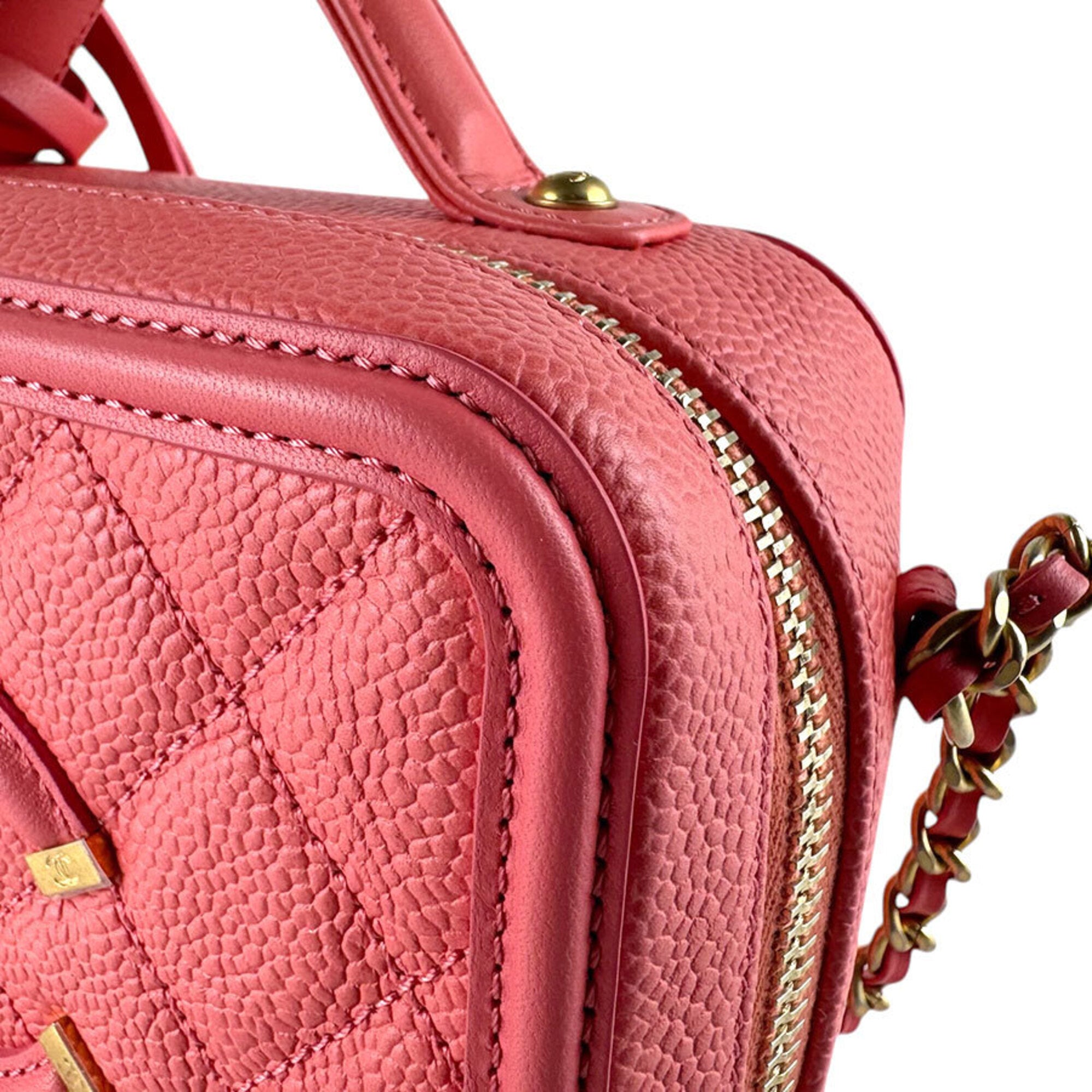 Chanel Pink Grained Calfskin Shoulder Bag (Pre-Owned)