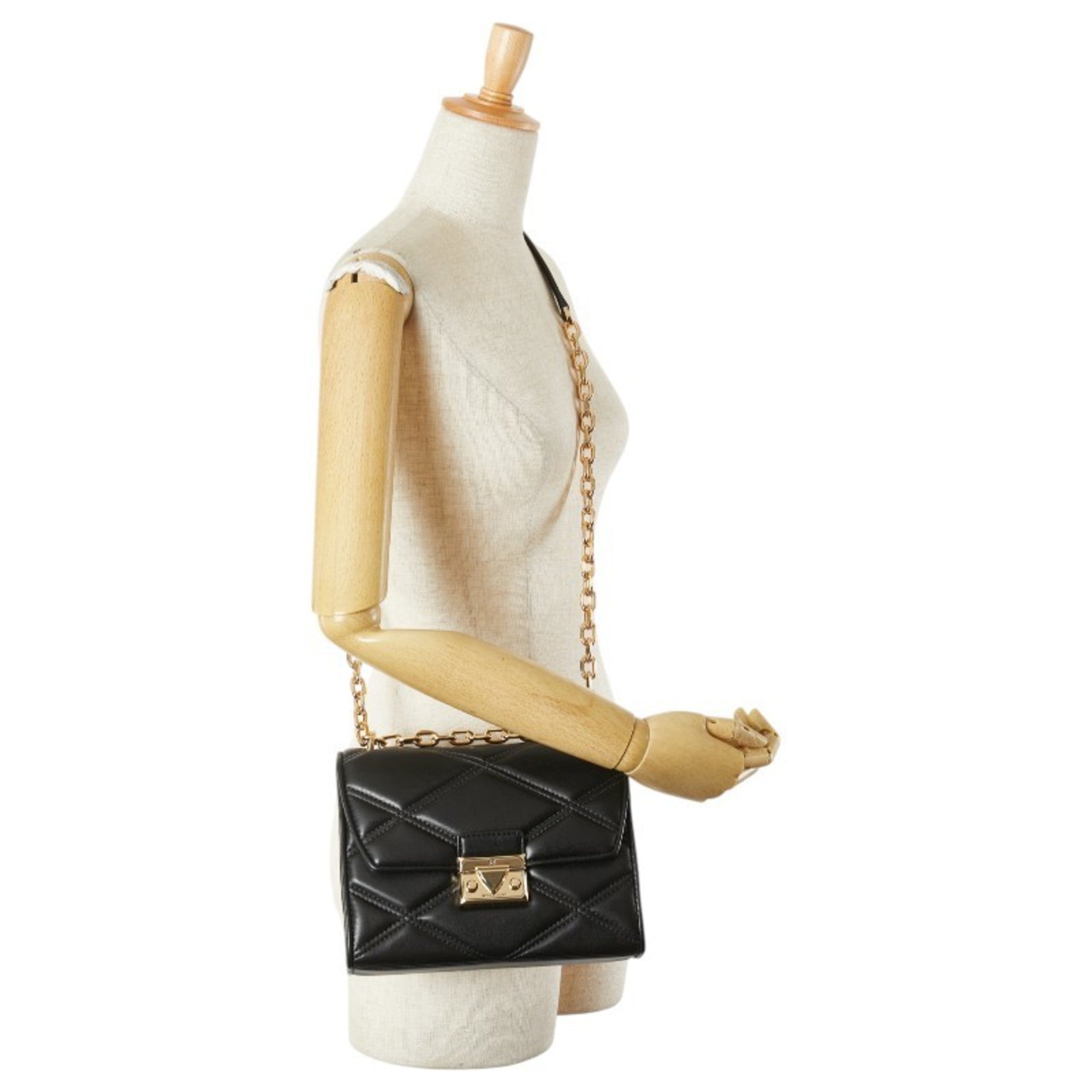 Michael Kors Black Shoulder Bag (Pre-Owned)