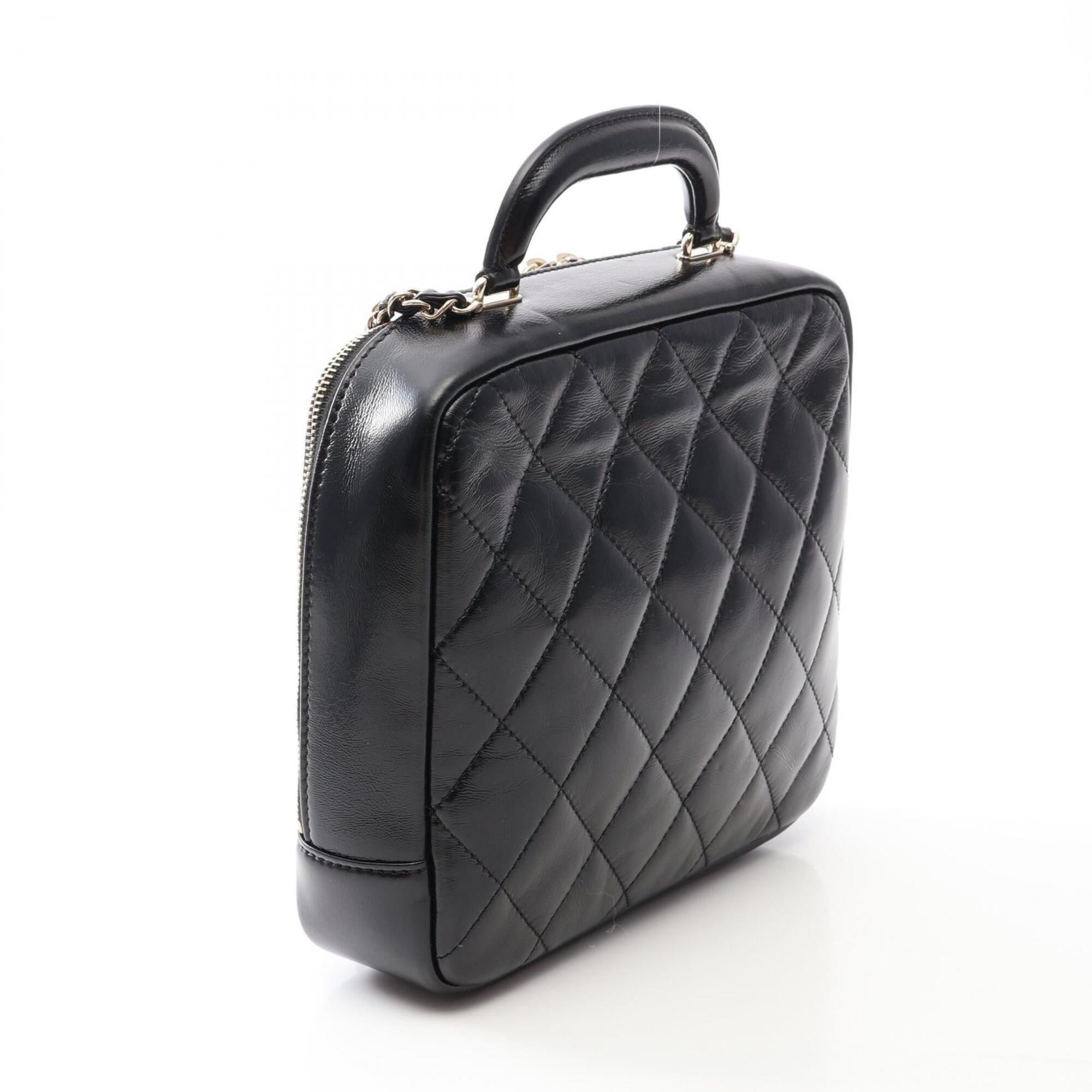 Chanel Black Leather Handbag Shoulder Bag (Pre-Owned)