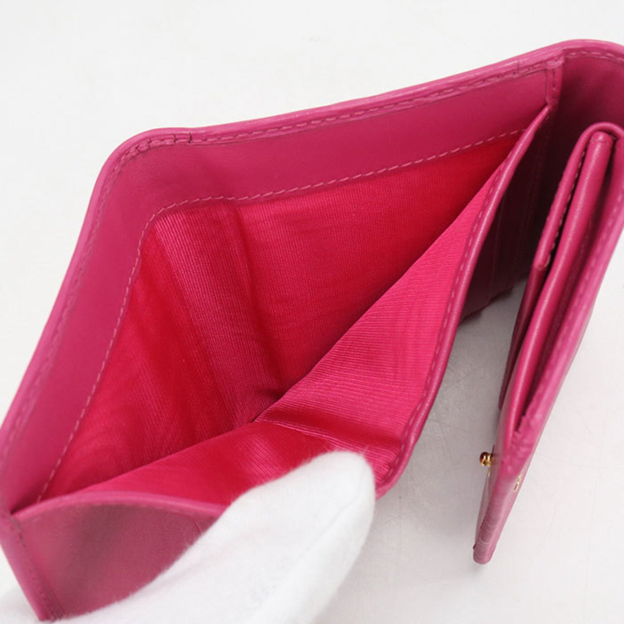 Prada Pink Leather Wallet (Tri-Fold) (Pre-Owned)