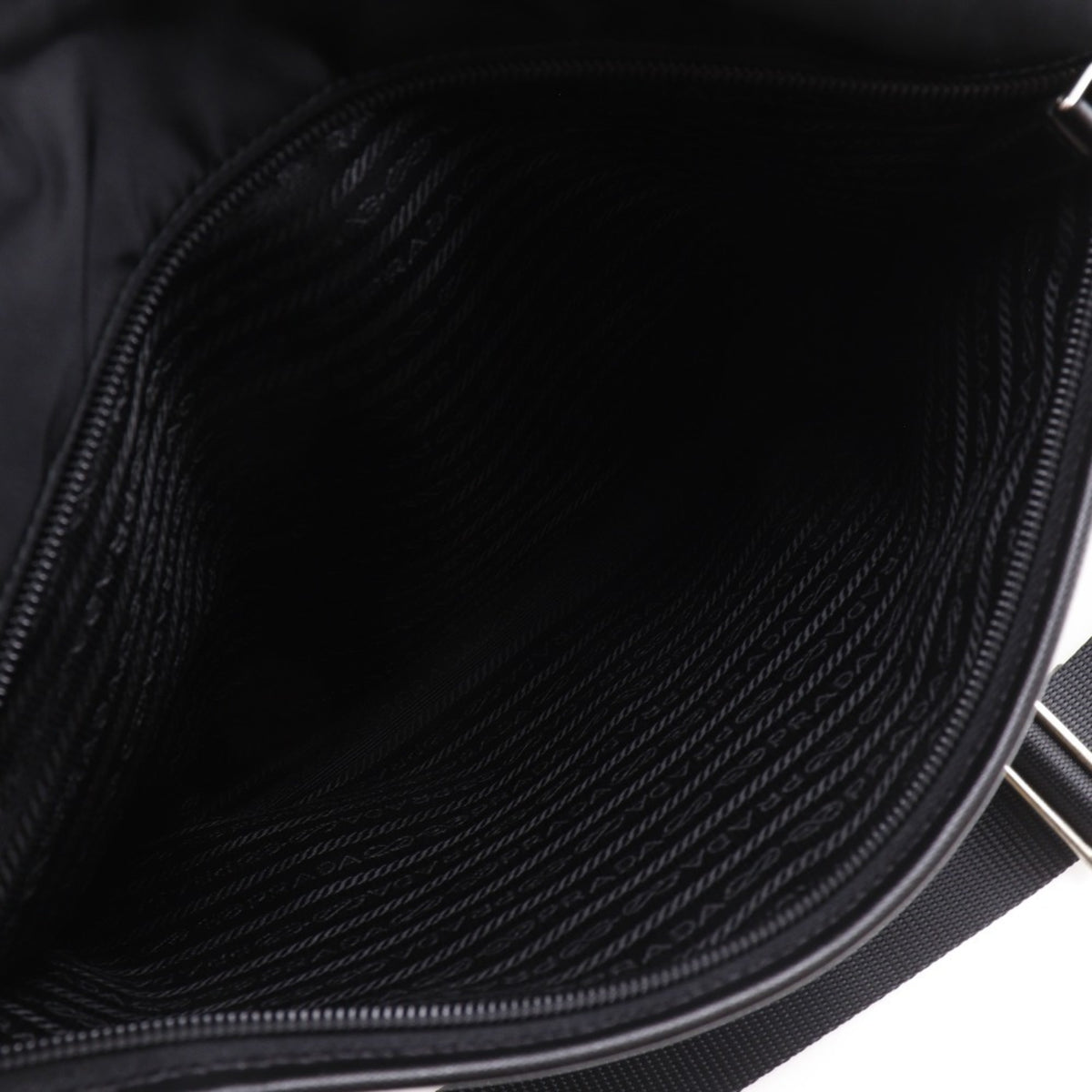 Prada Black Nero Nylon Shoulder Bag (Pre-Owned)