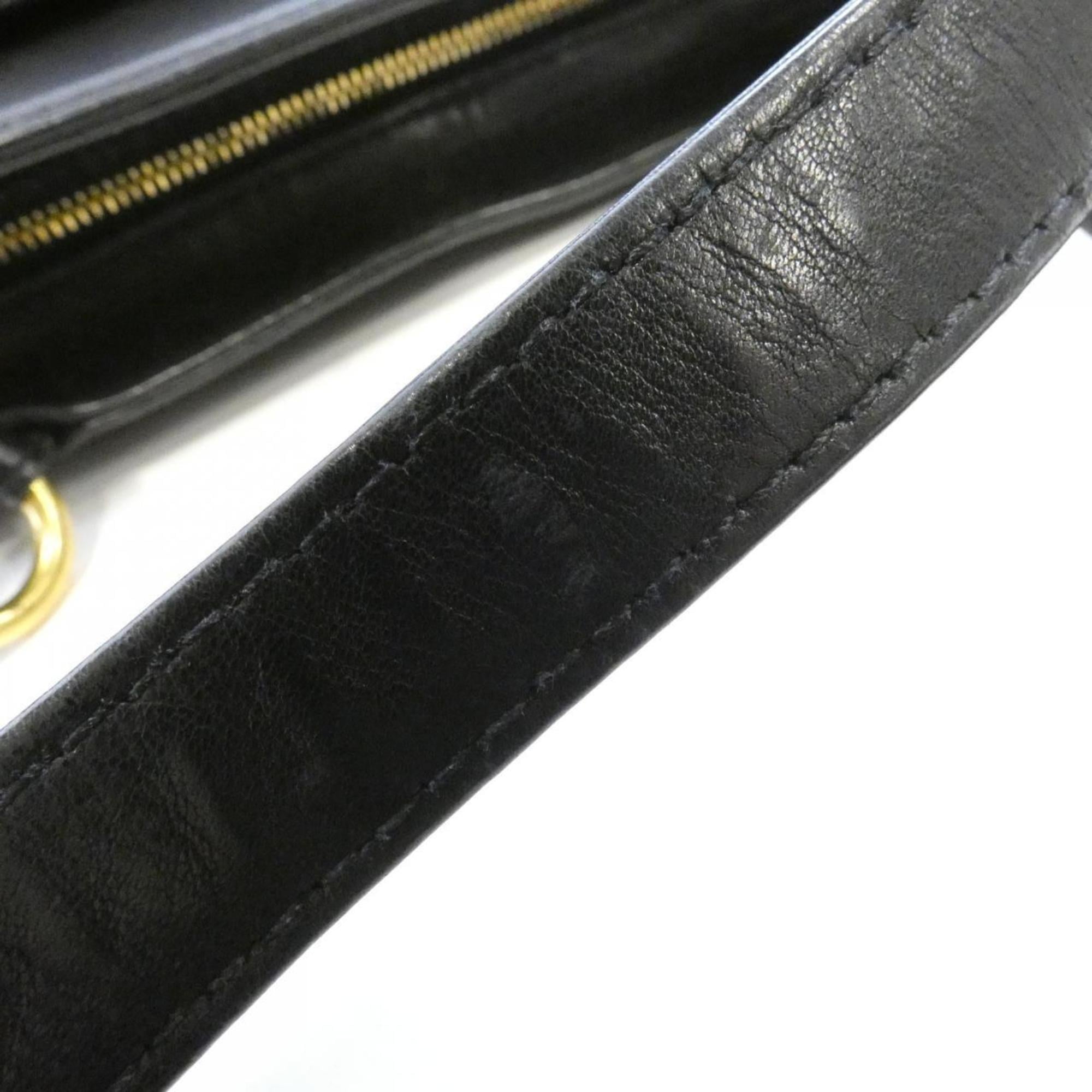 Chanel Black Leather Handbag (Pre-Owned)