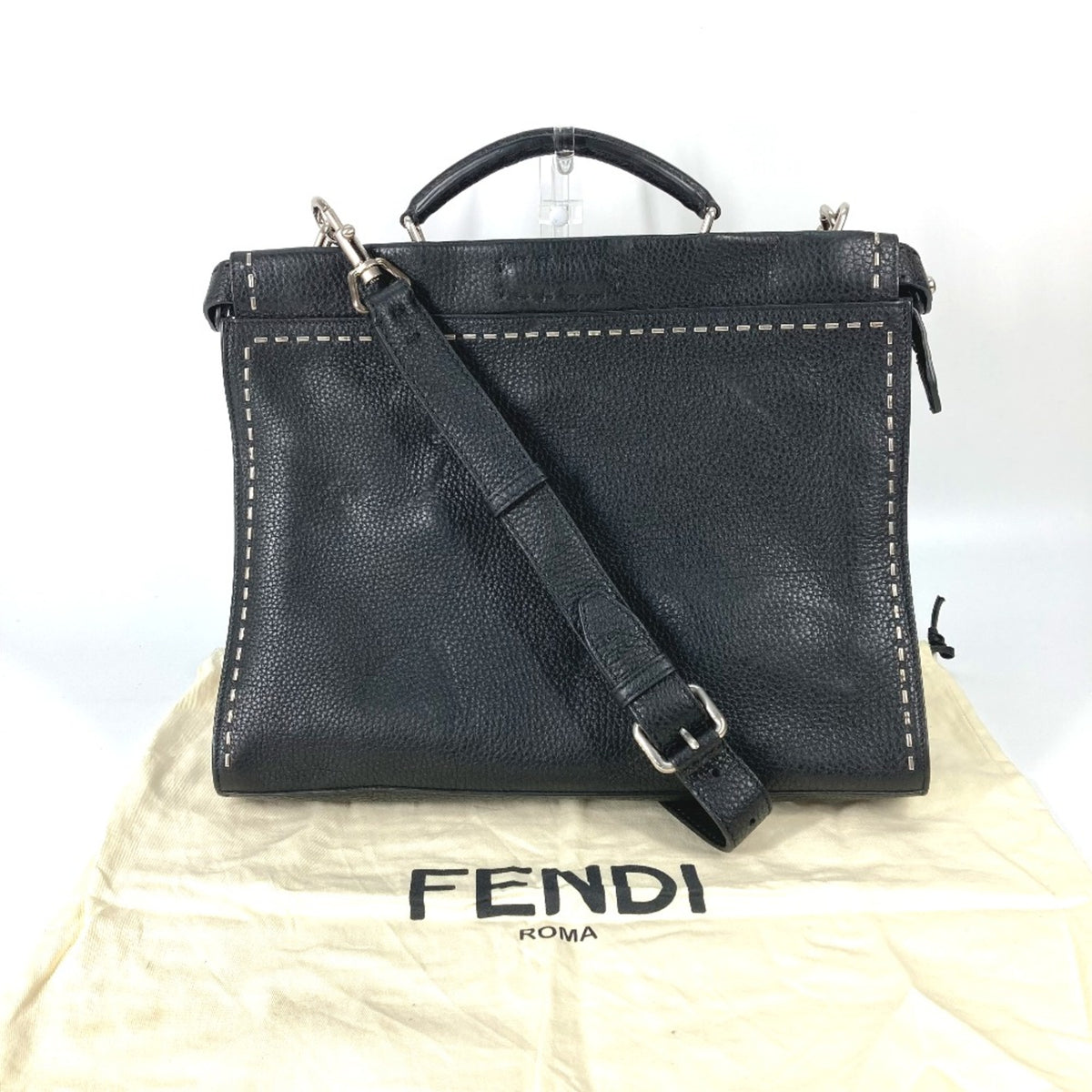 Fendi Black Leather Handbag (Pre-Owned)