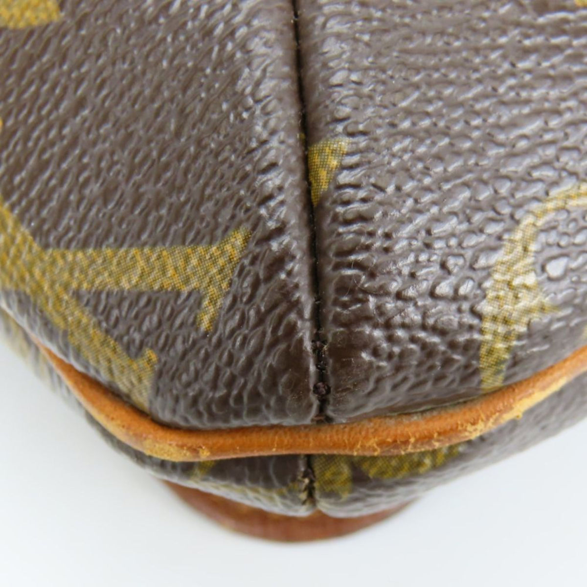 Louis Vuitton Brown Monogram Monogram Leather Shoulder Bag (Pre-Owned)