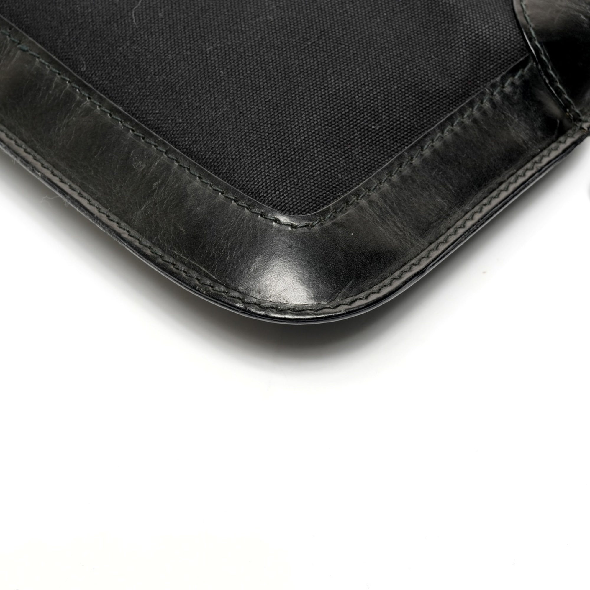 Valentino Black Shoulder Bag (Pre-Owned)