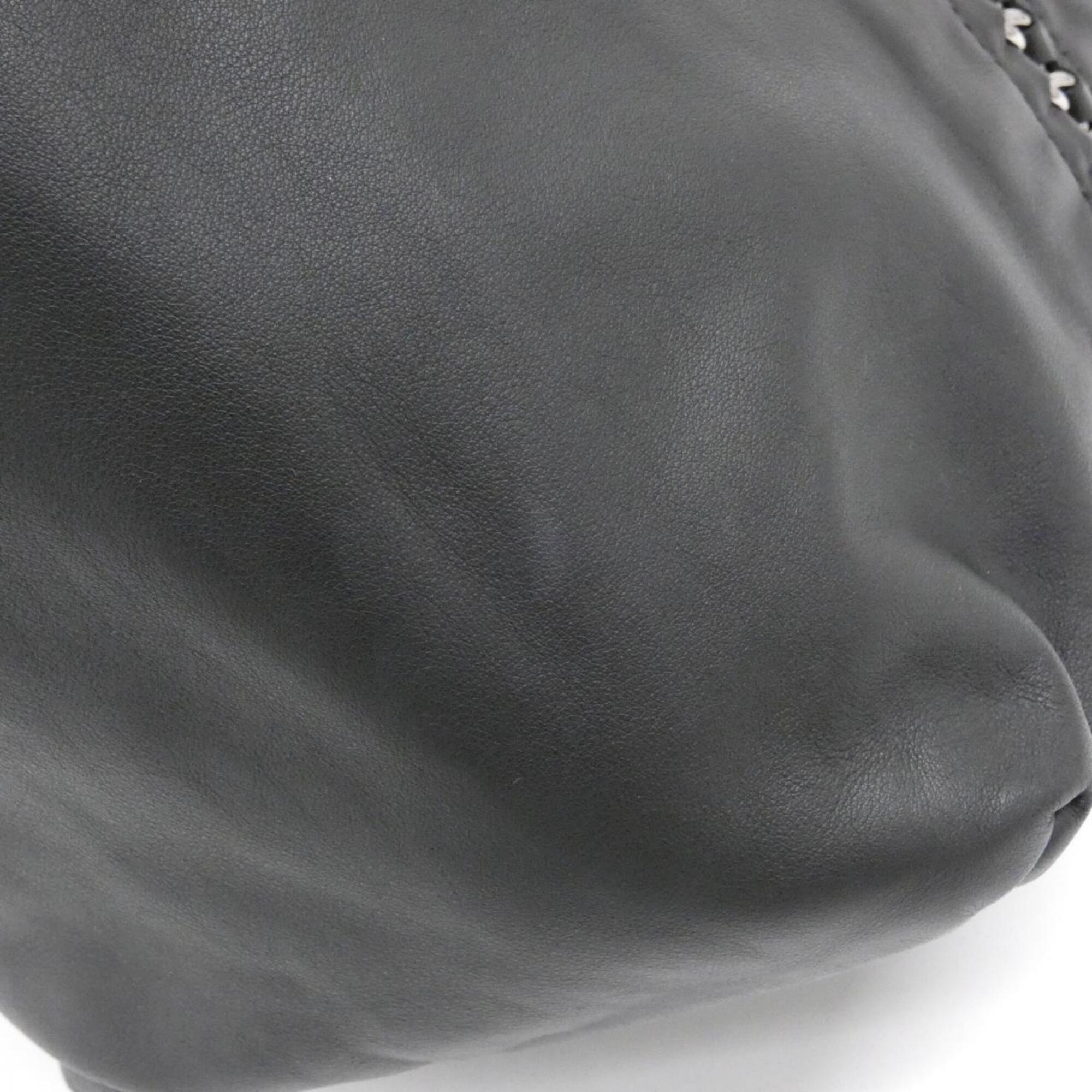 Chanel Black Leather Shoulder Bag (Pre-Owned)