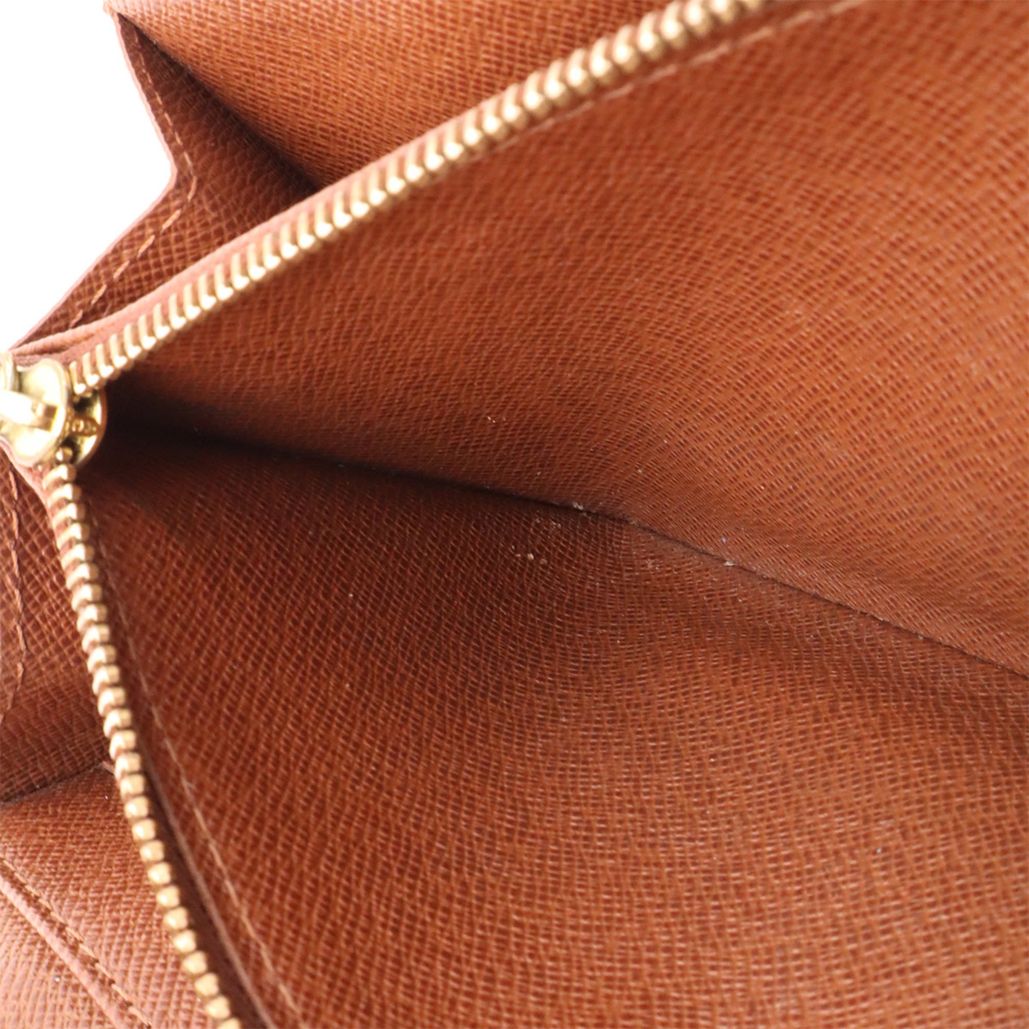 Louis Vuitton Brown Monogram Monogram Long Wallet (Bi-Fold) (Pre-Owned)