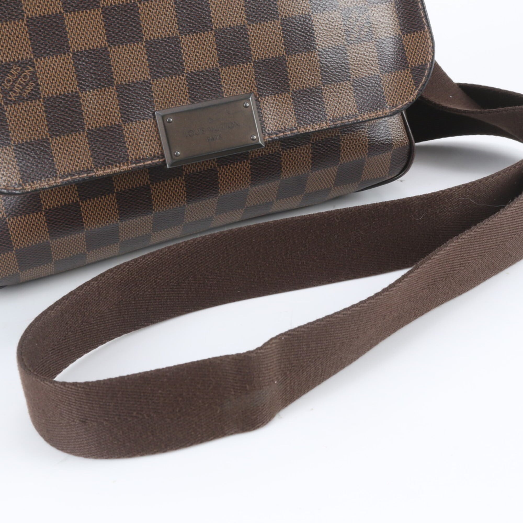Louis Vuitton Ebene Leather Coated Canvas Messenger Bag Shoulder Bag (Pre-Owned)