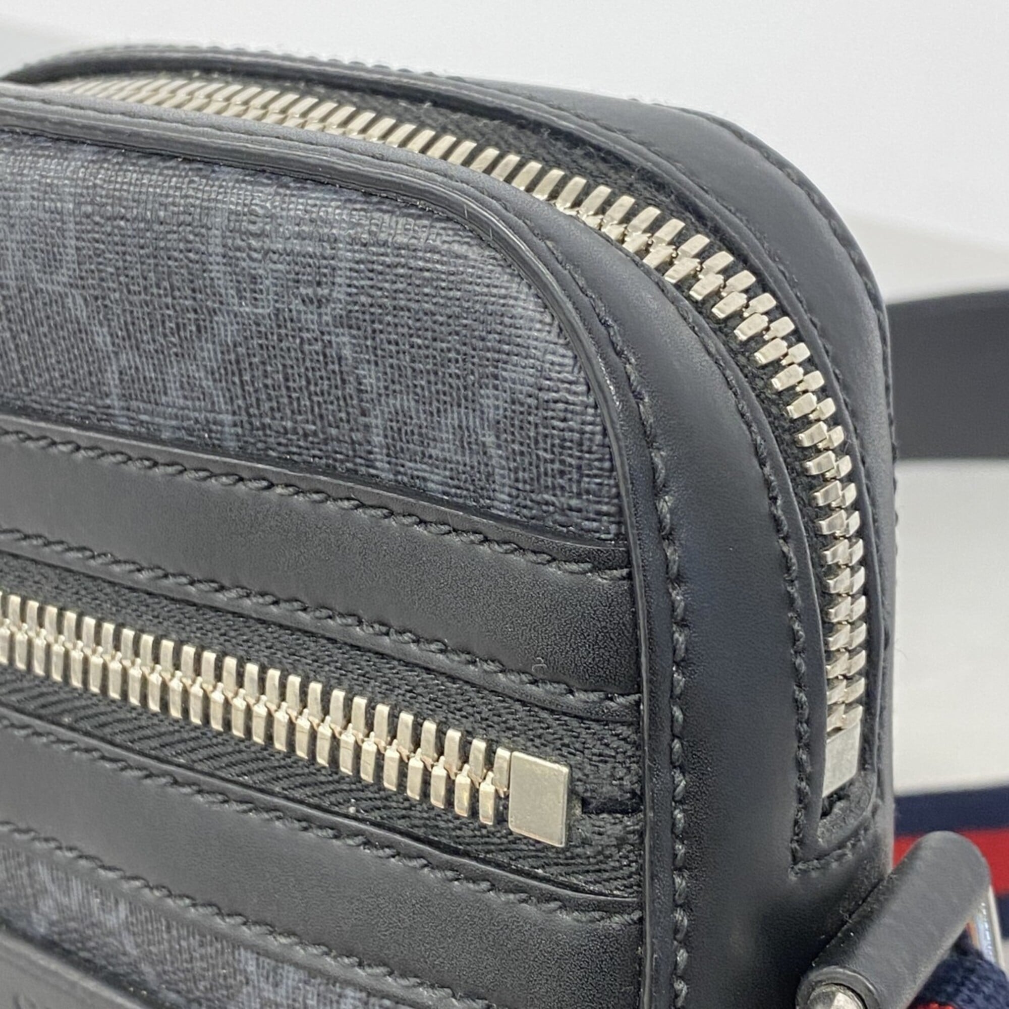 Gucci Black Pvc Shoulder Bag (Pre-Owned)