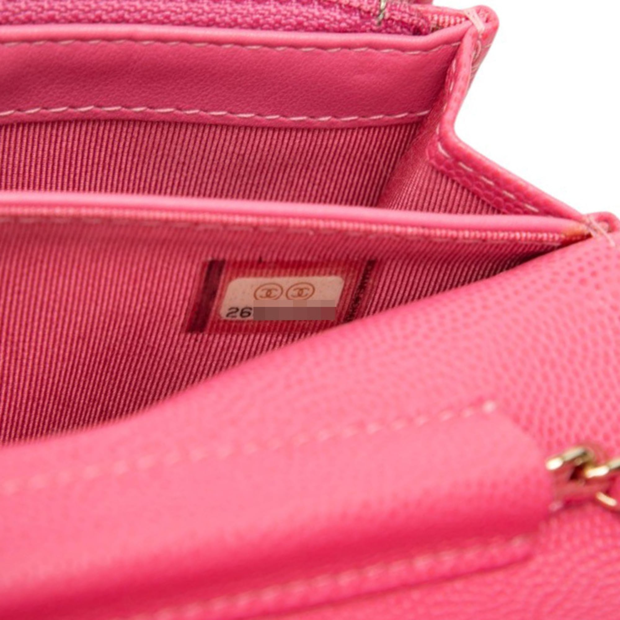 Chanel Pink Grained Calfskin Shoulder Bag (Pre-Owned)