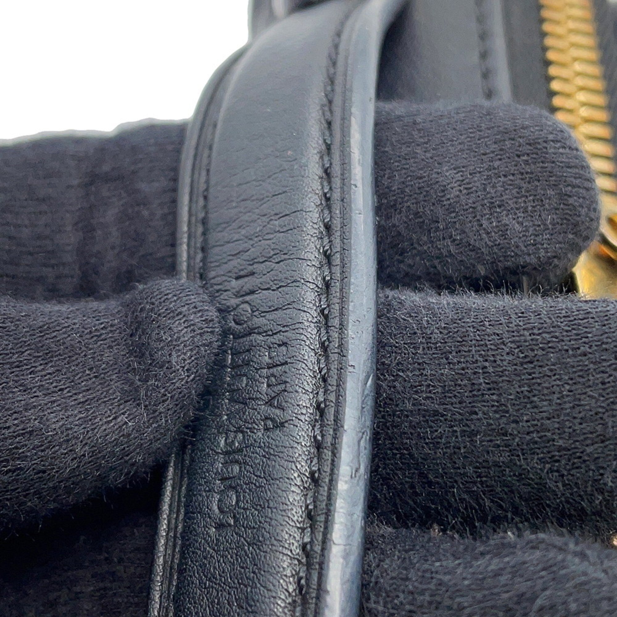 Louis Vuitton Black Monogram Noir Monogram Leather Handbag Shoulder Bag (Pre-Owned)