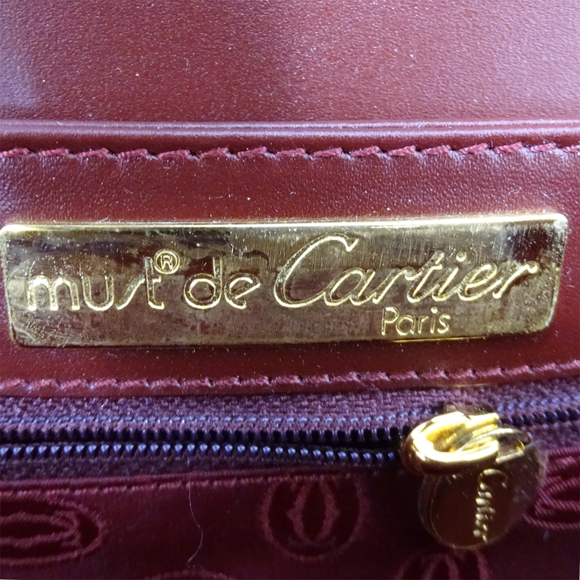 Cartier Must Bordeaux Leather Handbag Shoulder Bag (Pre-Owned)