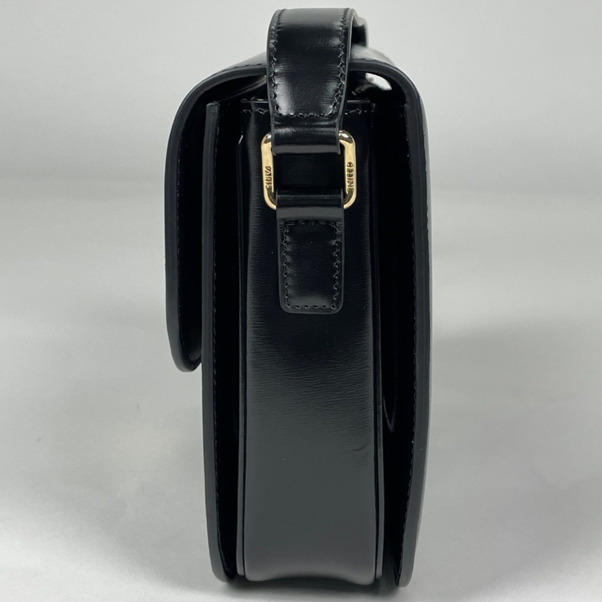 Celine Black Leather Shoulder Bag (Pre-Owned)