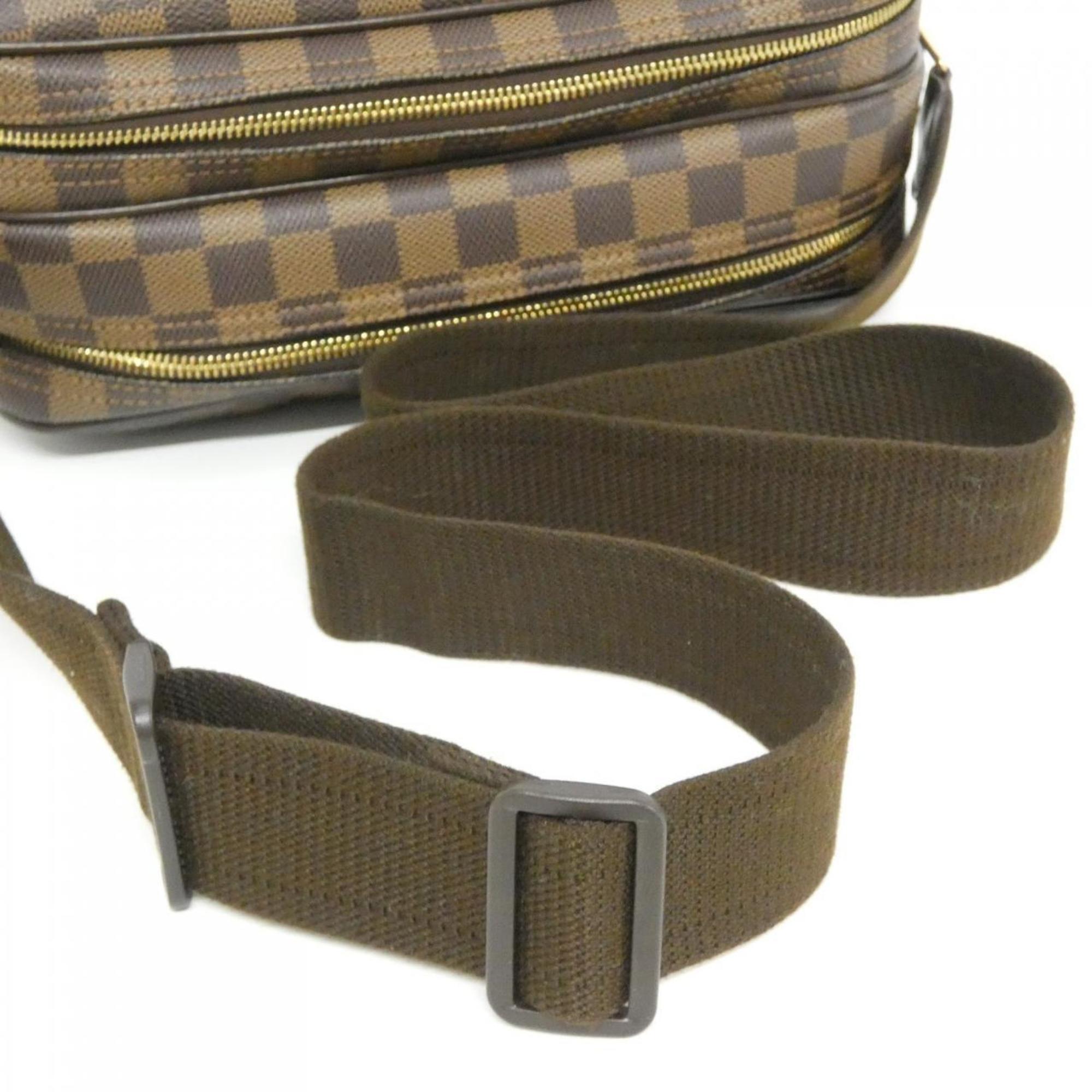 Louis Vuitton Brown Coated Canvas Shoulder Bag (Pre-Owned)