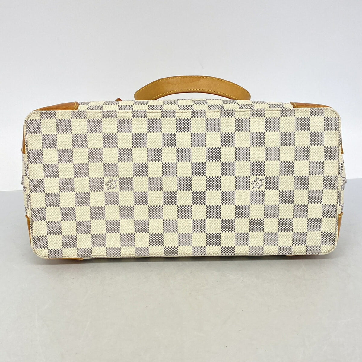 Louis Vuitton White Tote Bag (Pre-Owned)