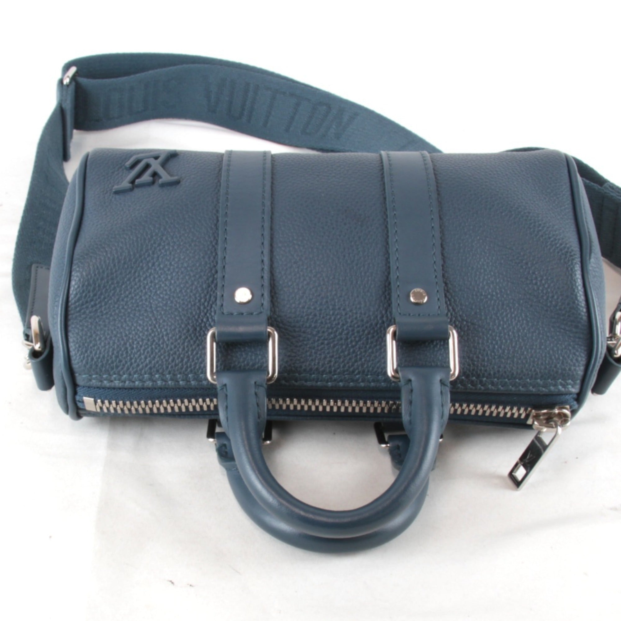 Louis Vuitton Blue Leather Handbag Shoulder Bag (Pre-Owned)